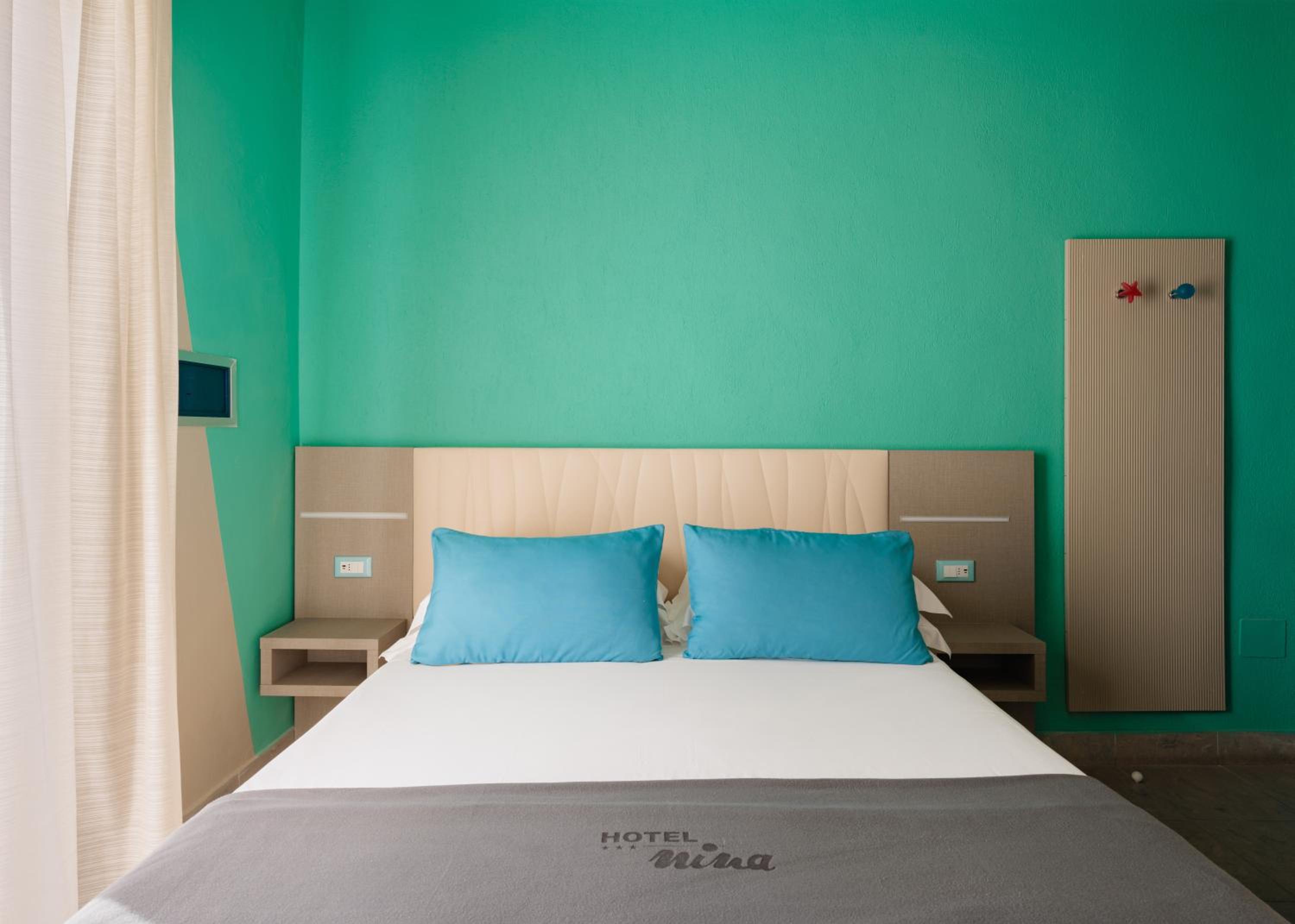 Economy Double Room photo 1