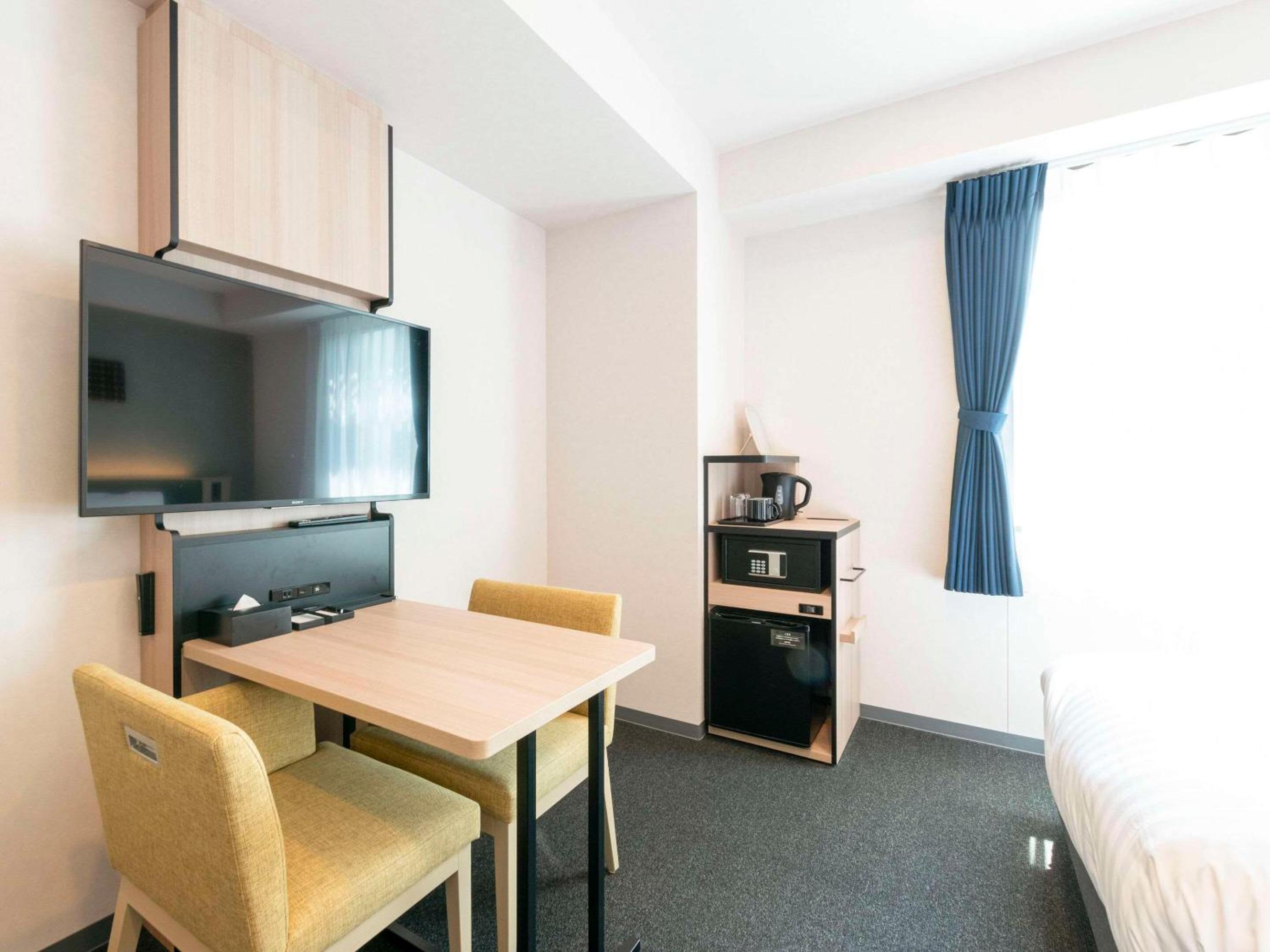 Standard Twin Room - Non-Smoking - Photo 1