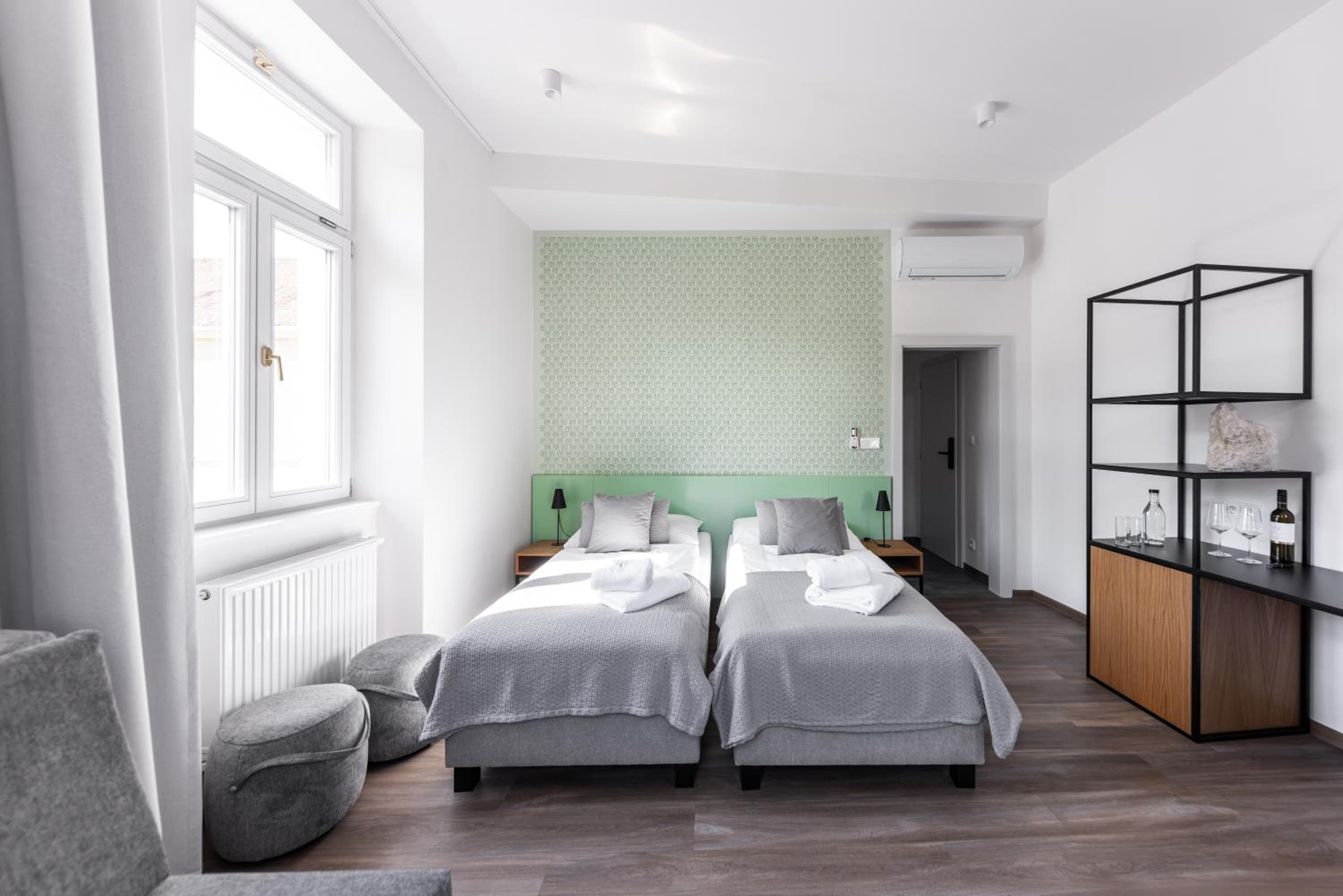 Comfort Triple Room