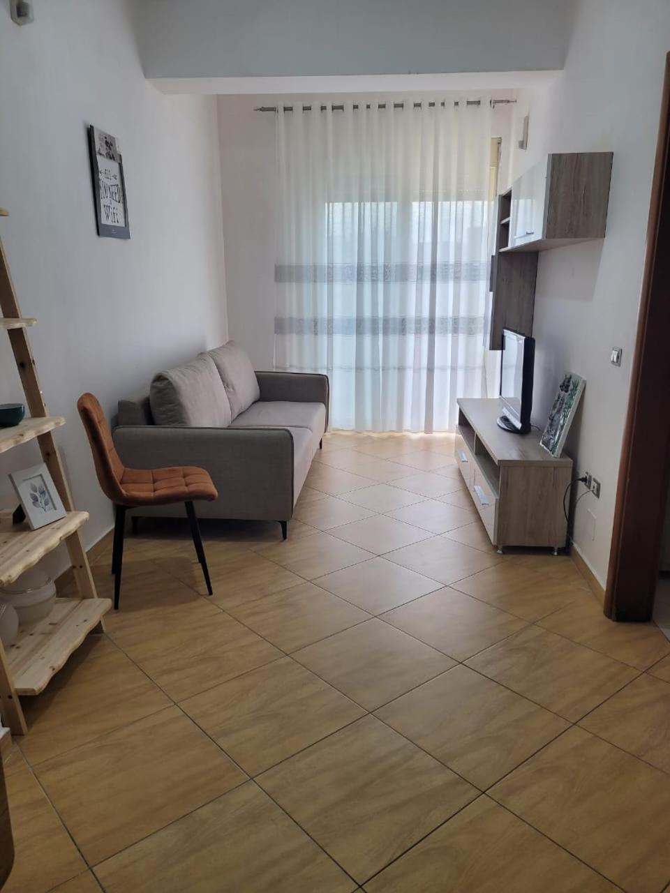 One-Bedroom Standard Apartment