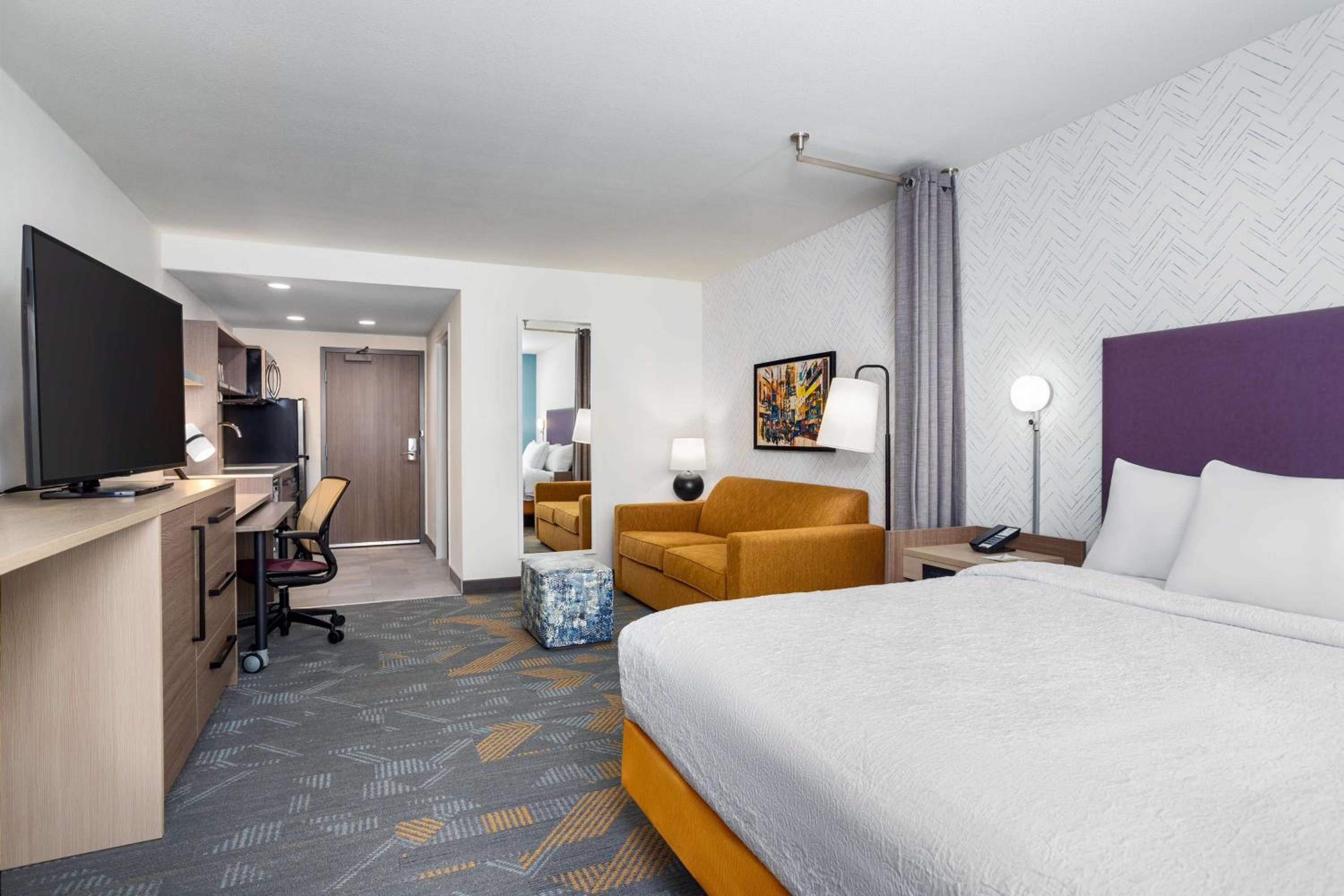 King Studio Suite - Photo 4