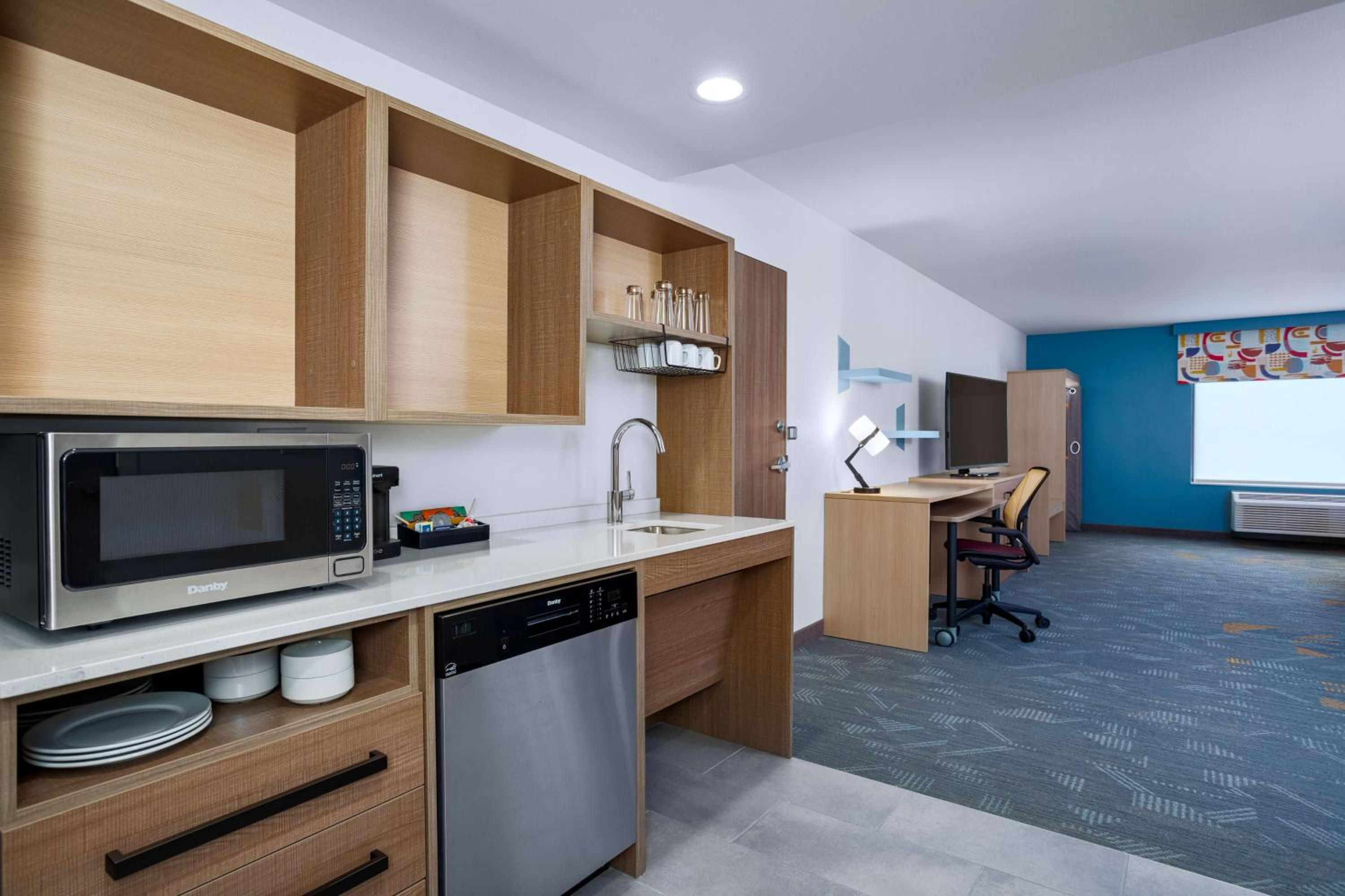 King Studio Suite - Hearing Accessible - Photo 3
