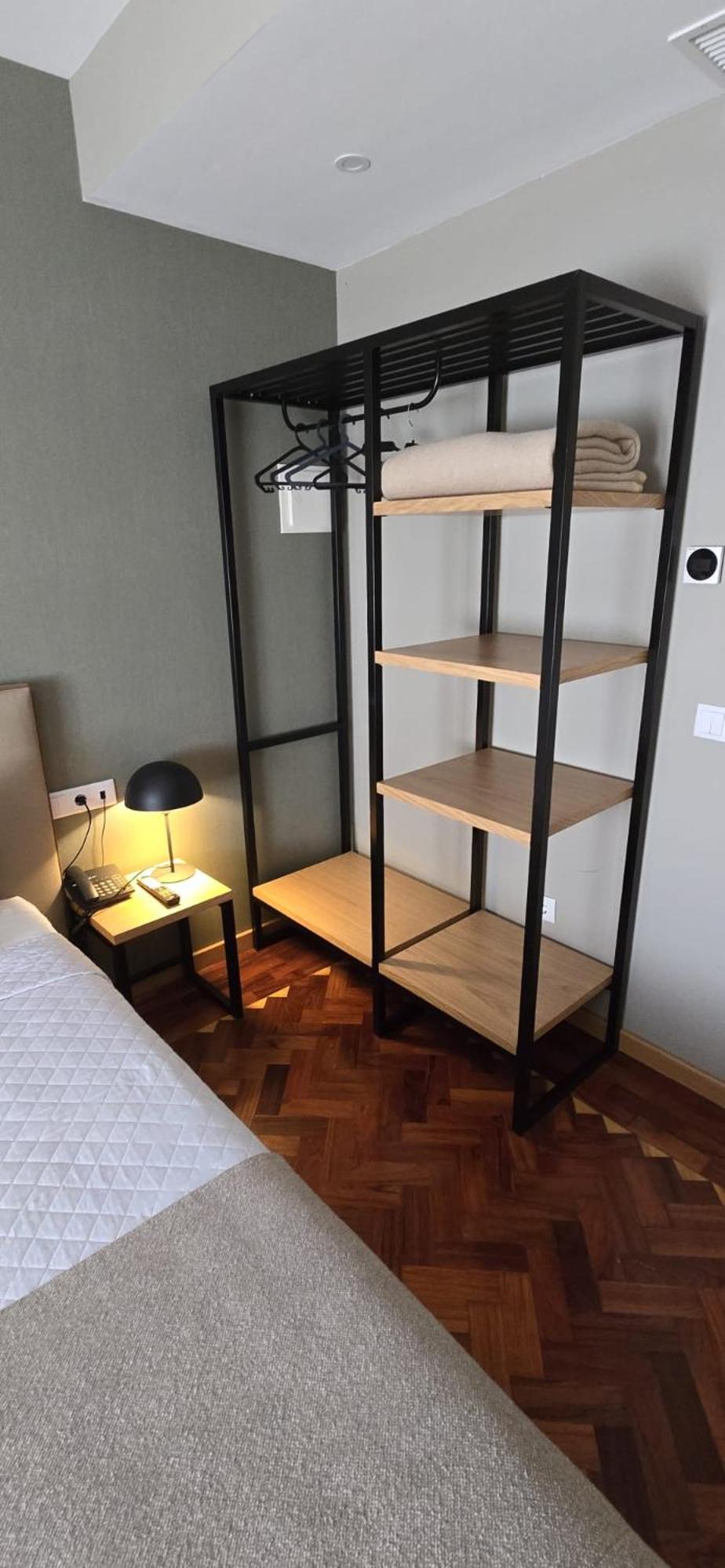 Superior Double or Twin Room - Photo 9