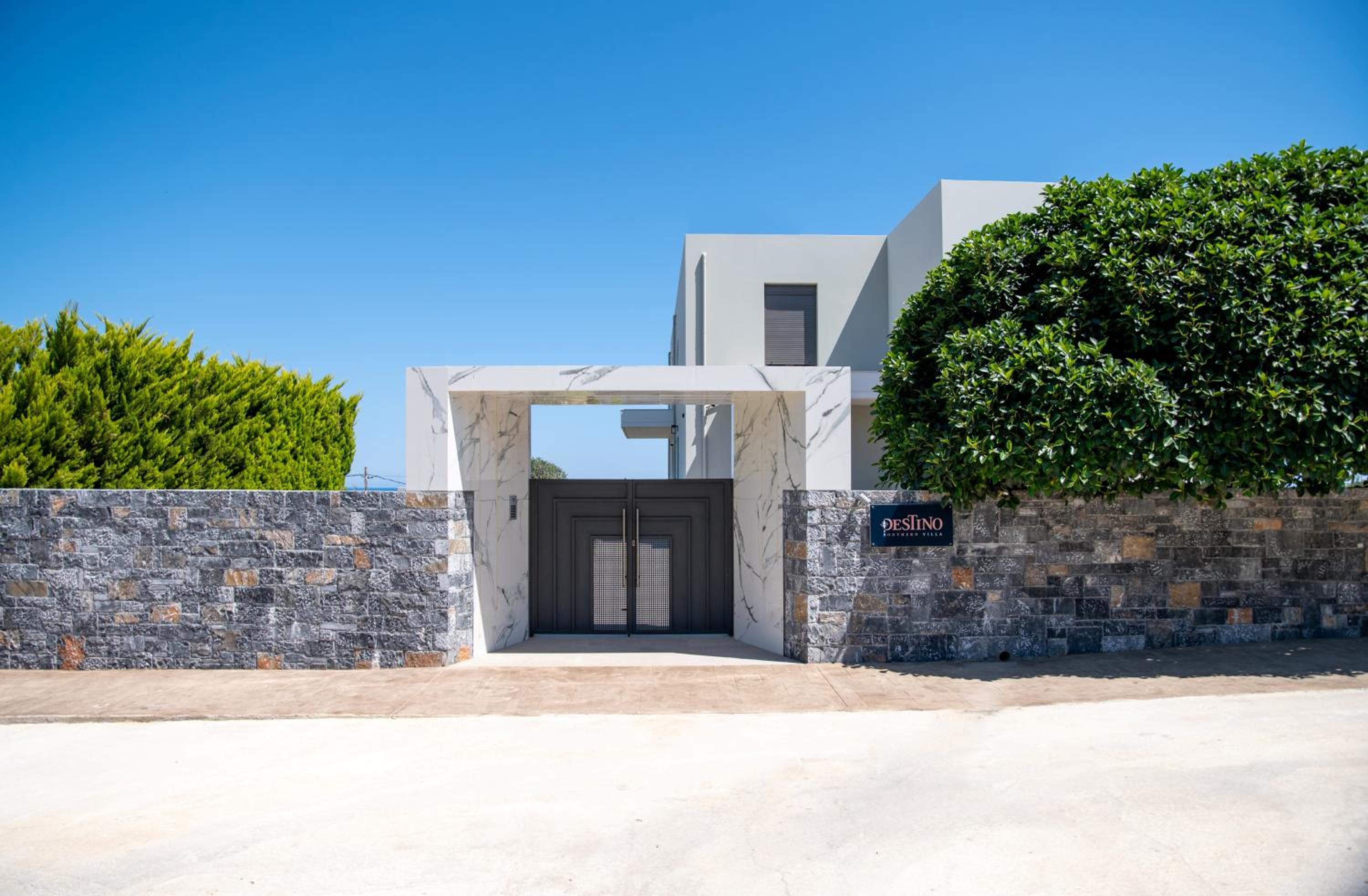 Villa with Private Pool photo 2