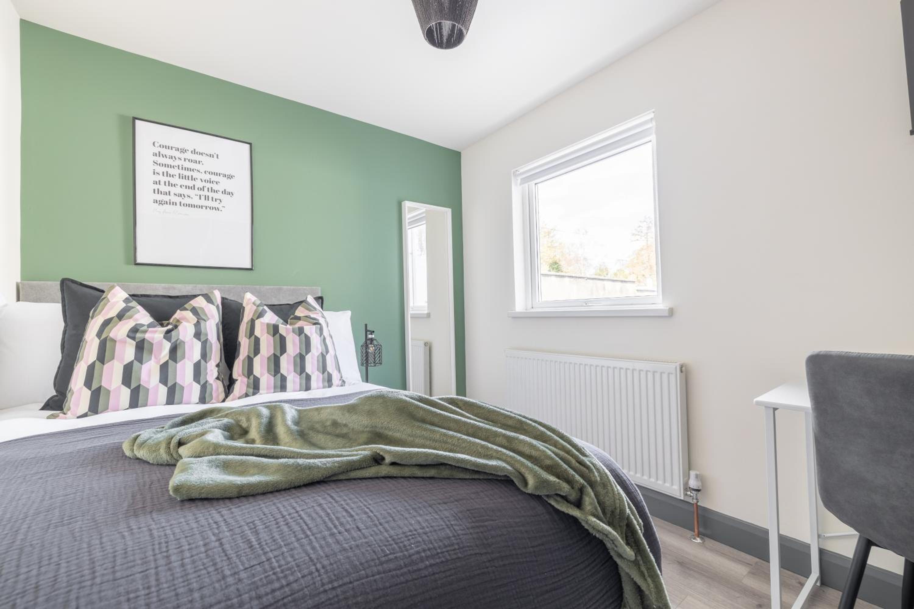 Double Room with Shared Bathroom photo 3