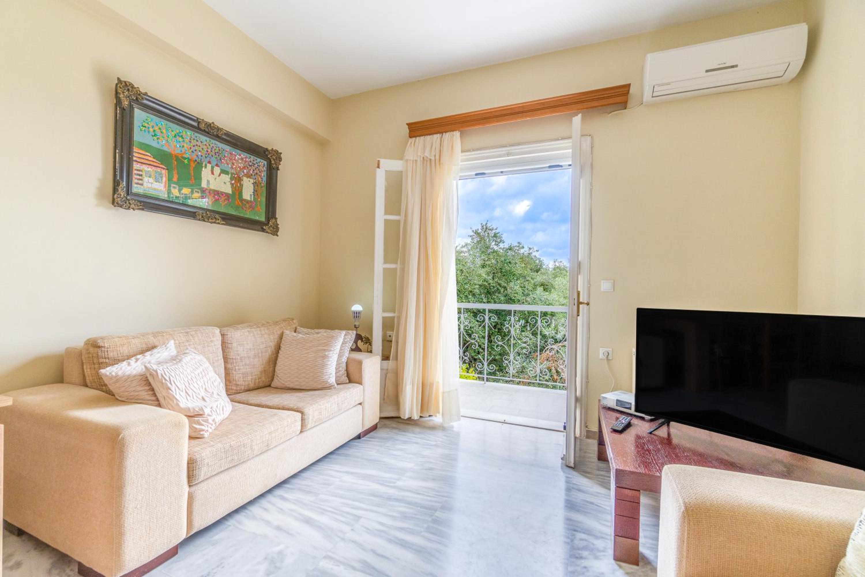 Two-Bedroom Deluxe Apartment with Ocean View