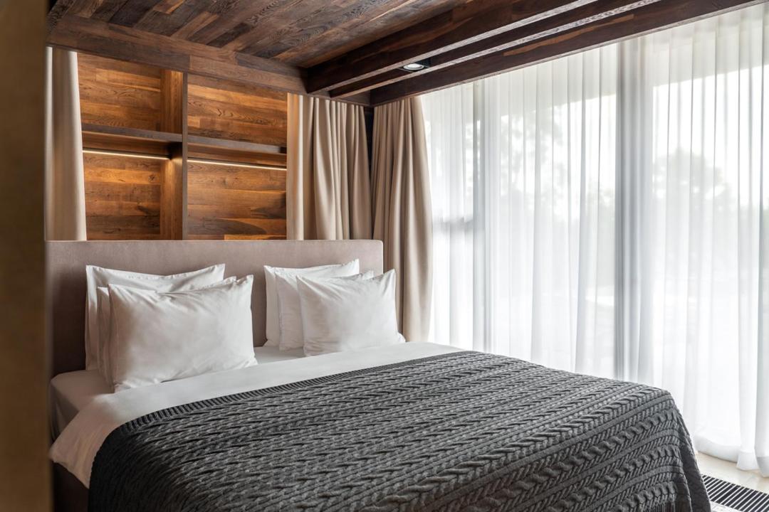 Two-Bedroom Chalet with Spa Access photo 3