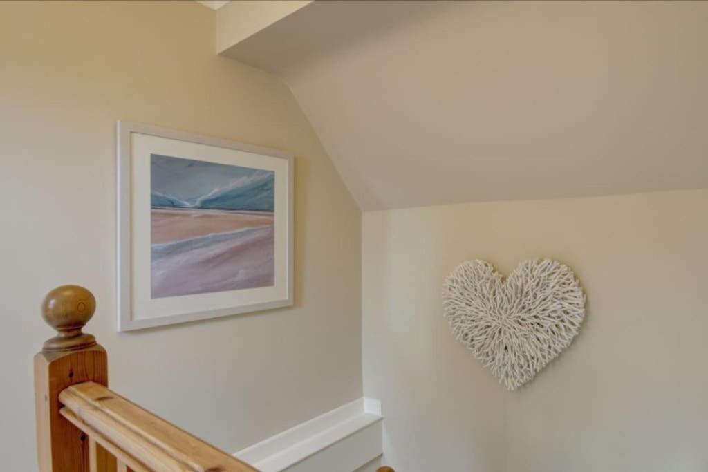 Four-Bedroom House photo 2