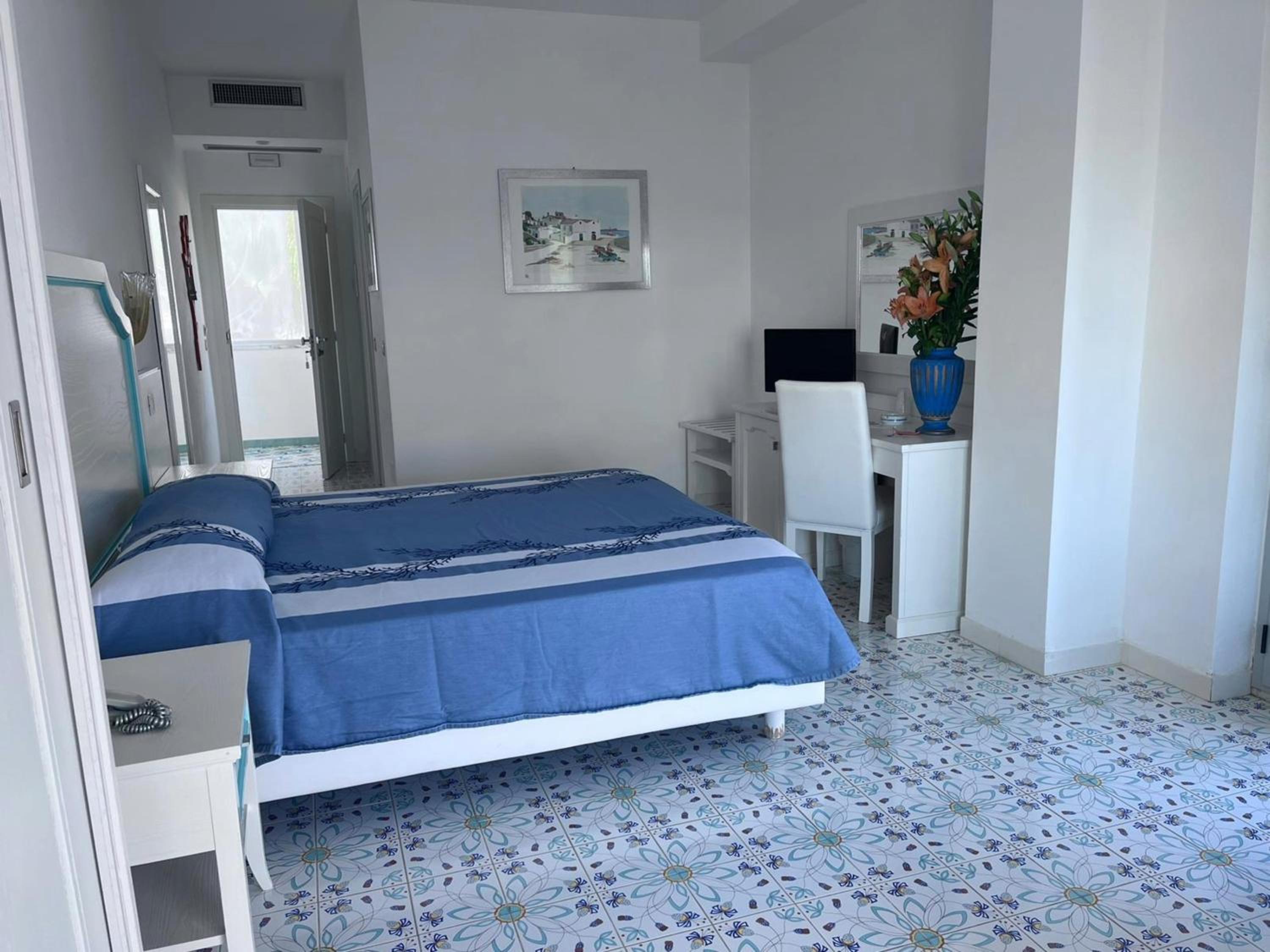 Superior Double Room - Photo 1