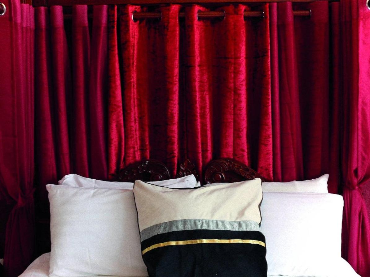 Double Room with Four Poster Bed