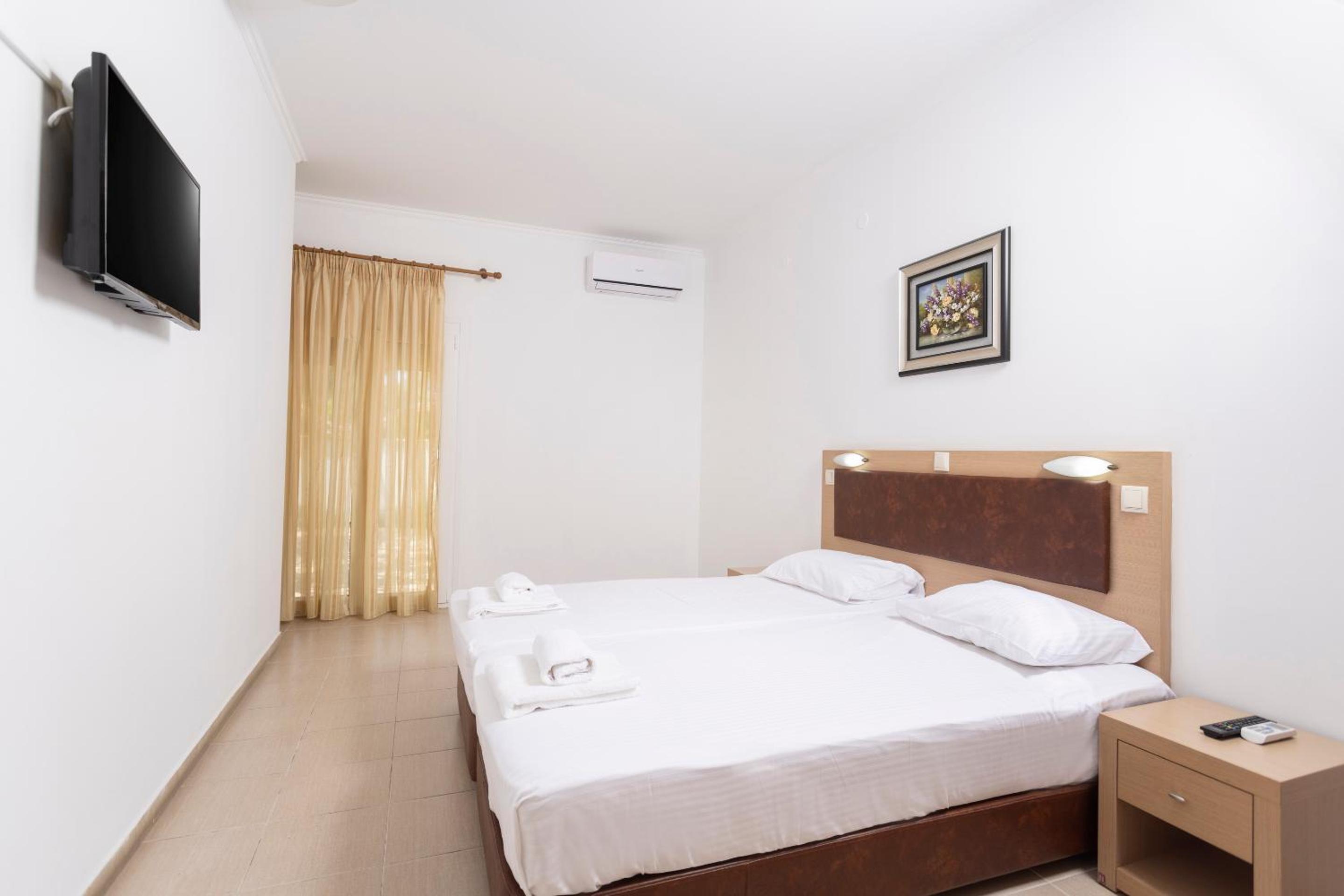 Quadruple Room with Garden View photo 1