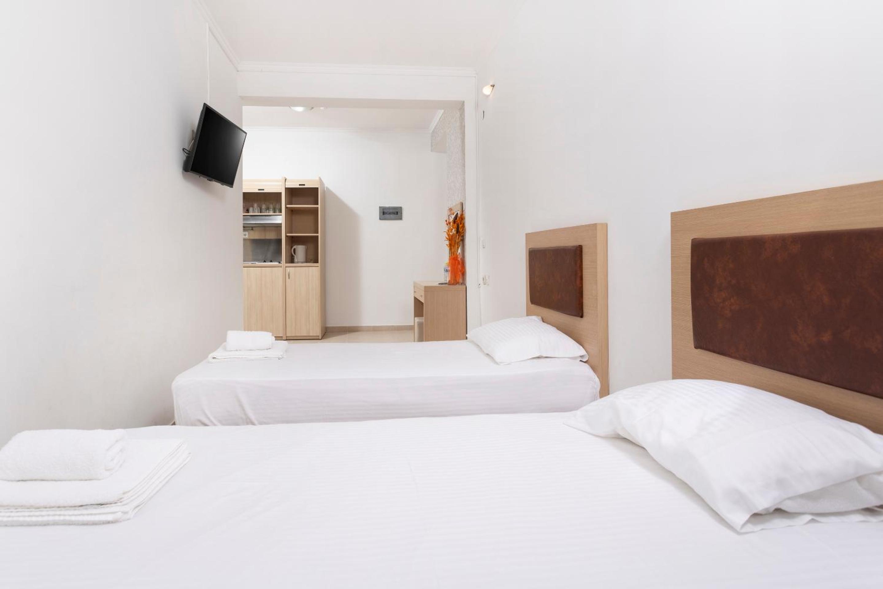 Quadruple Room with Garden View photo 2