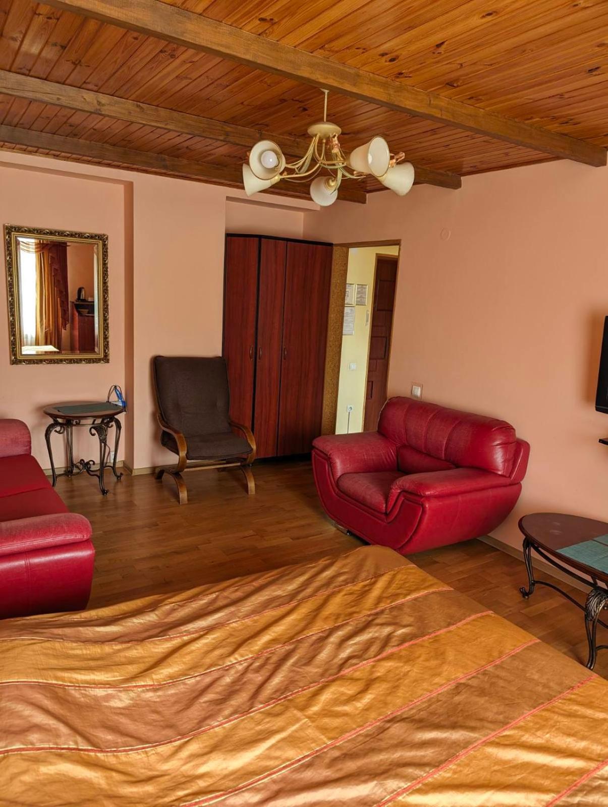 King Suite photo 3