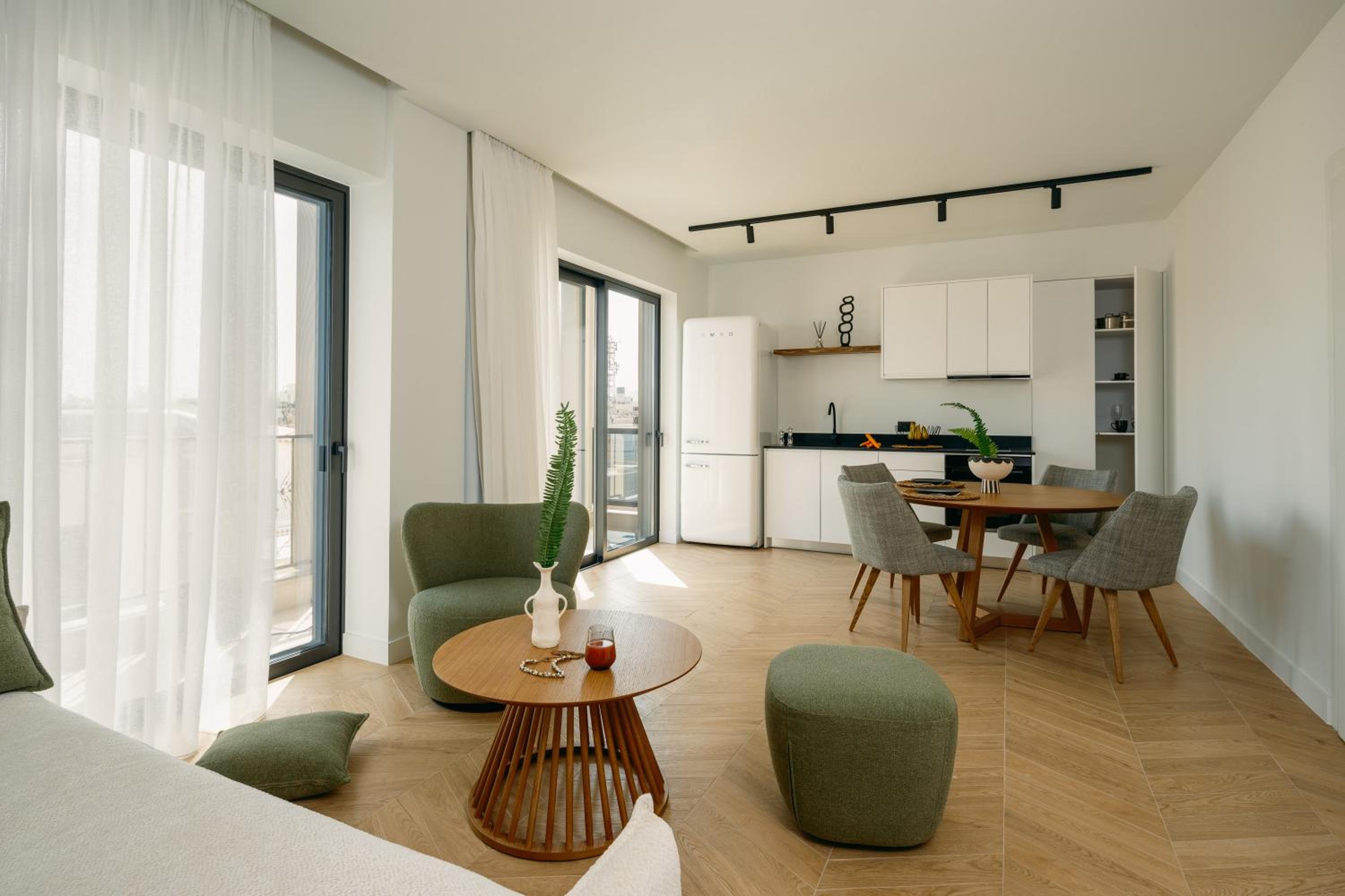One-Bedroom Standard Apartment photo 3