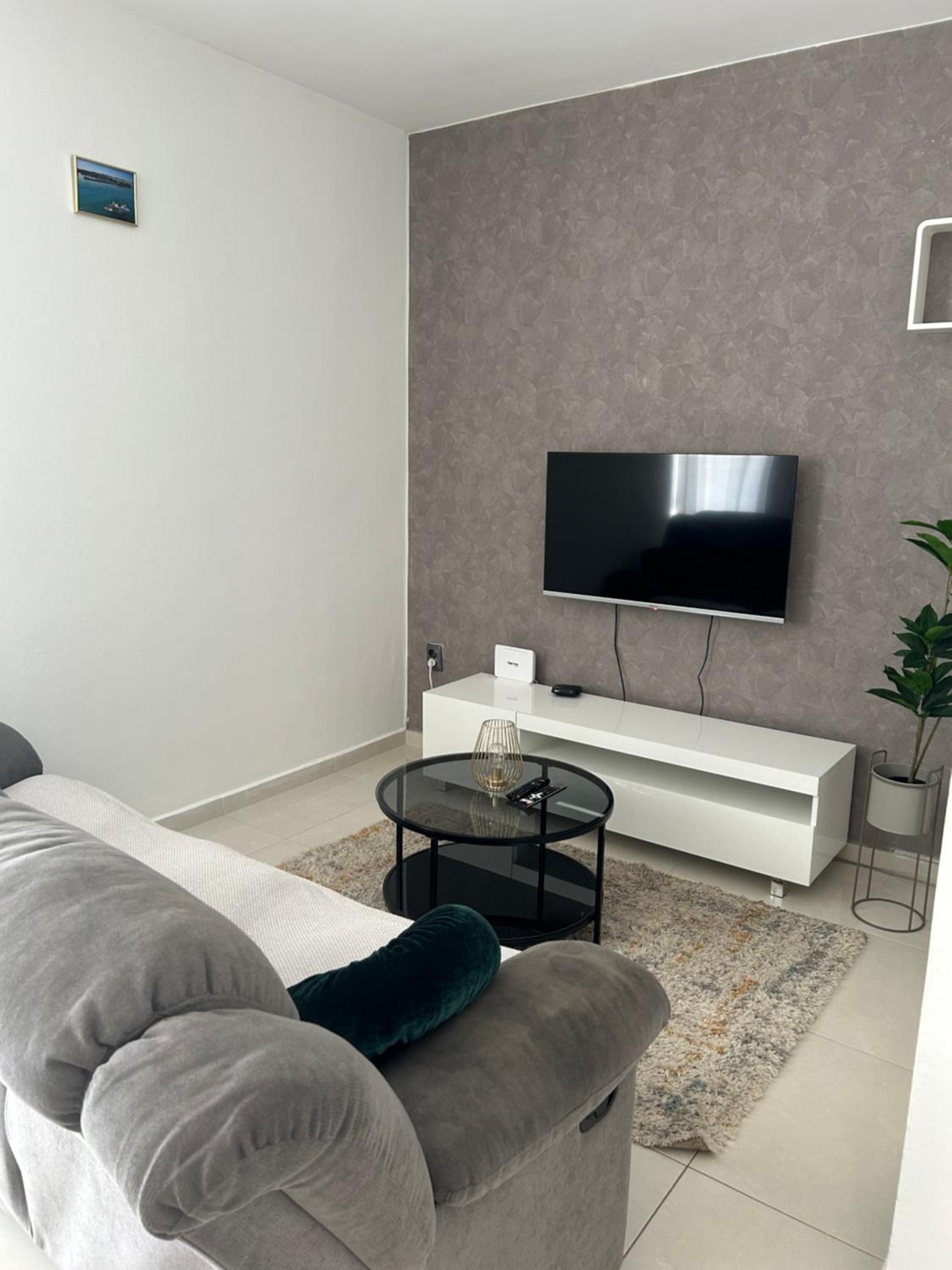 Three-Bedroom Apartment photo 1