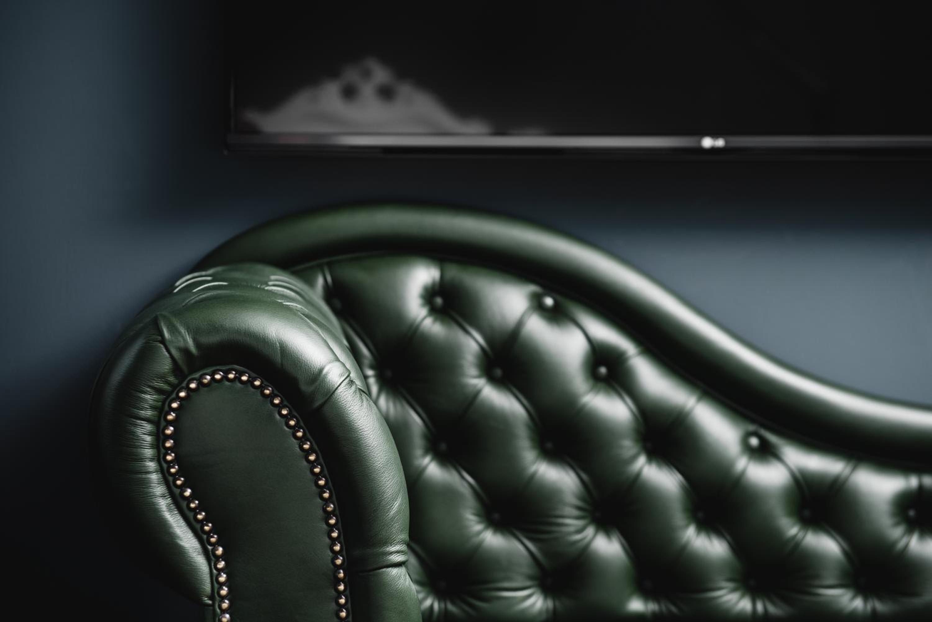 Grand Chic thumbnail 5