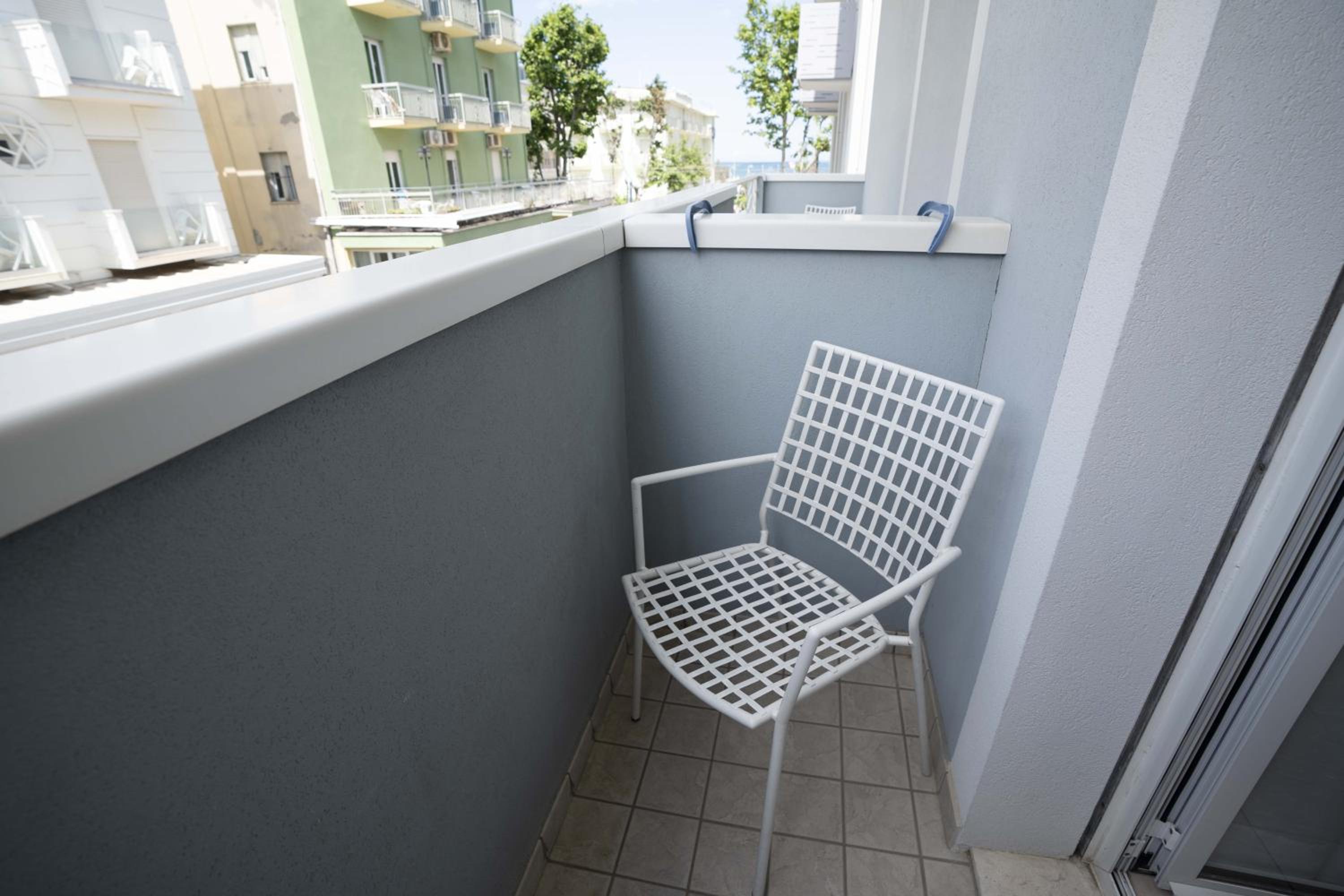 Single Room with Private External Bathroom