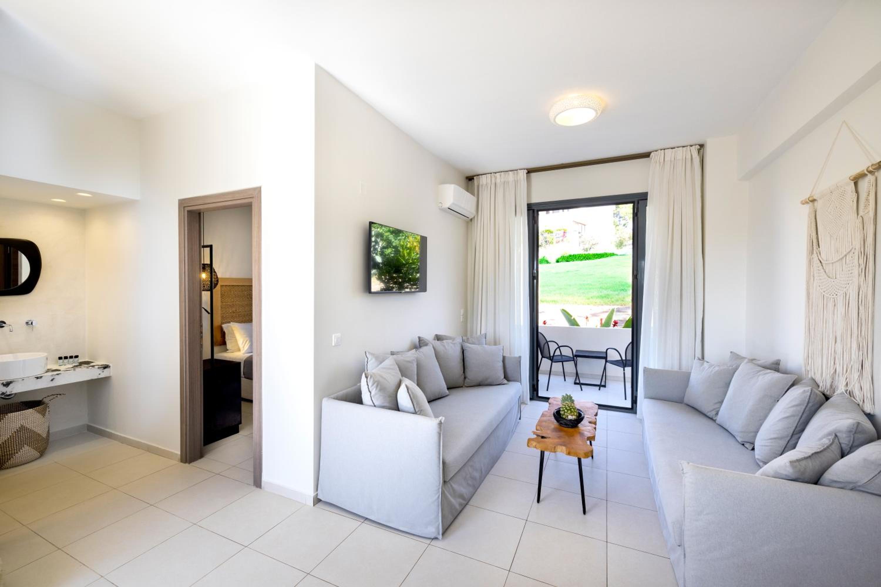 Superior Suite photo 1