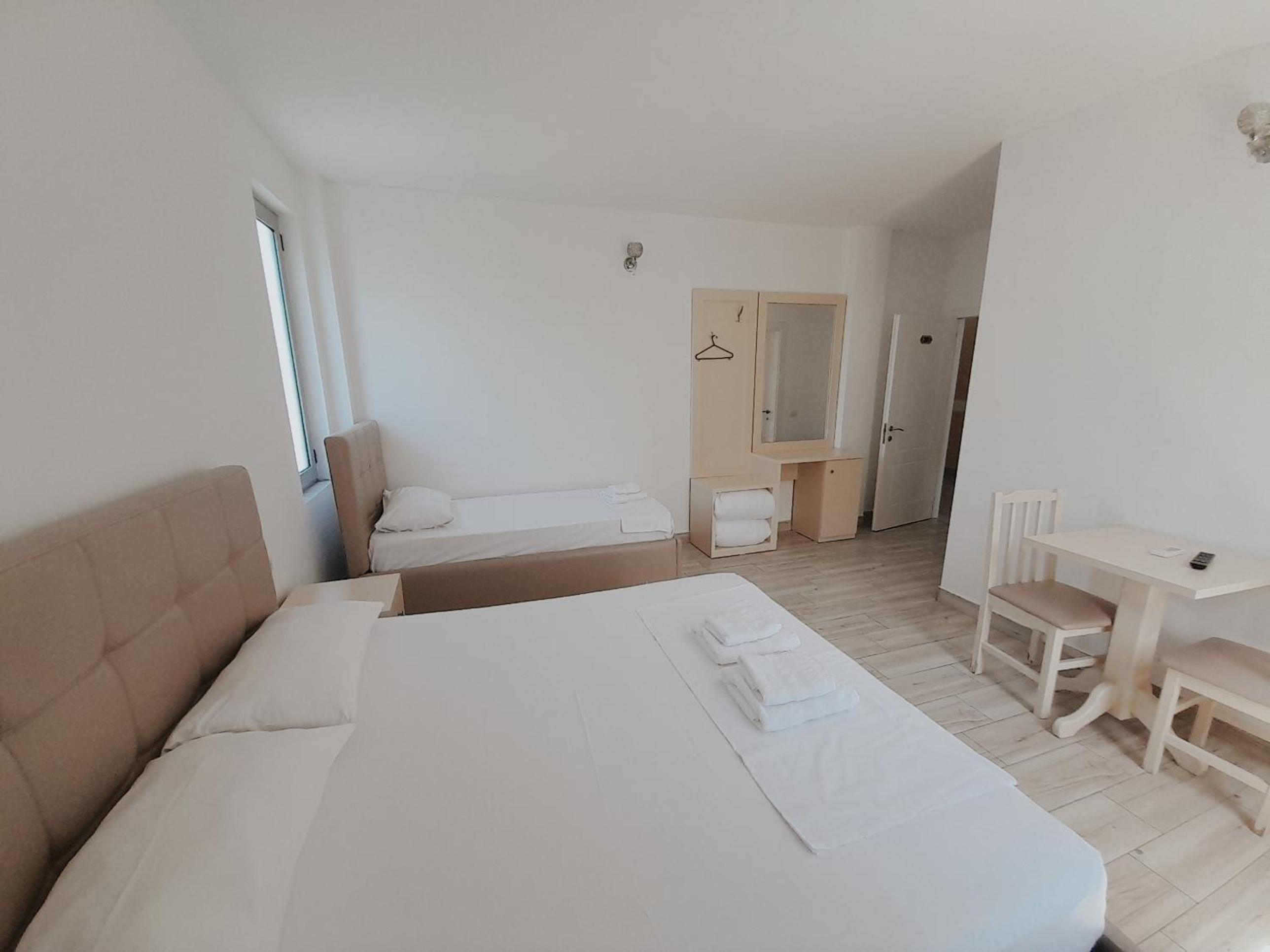 Triple Room with Mountain View