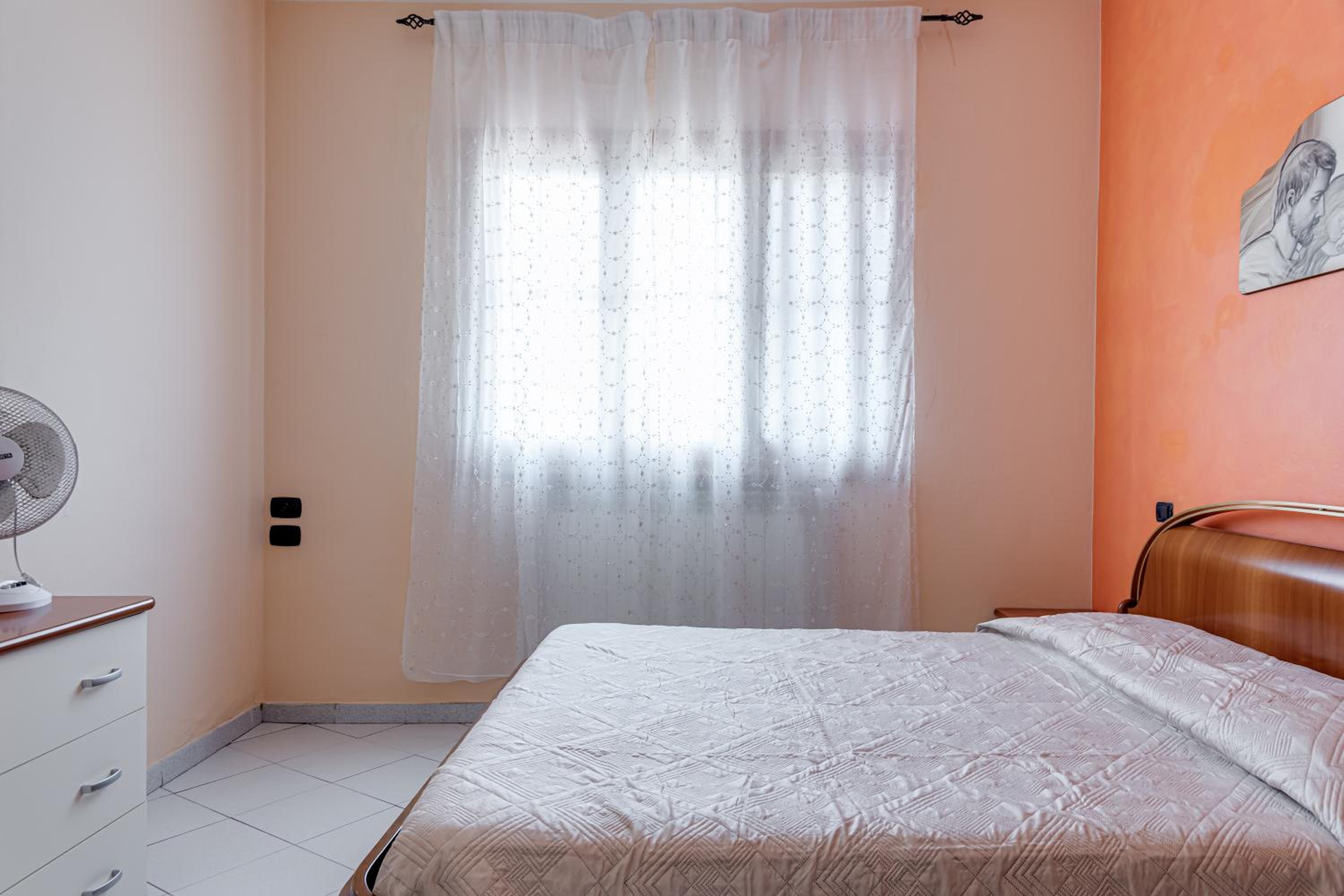 One-Bedroom House photo 2