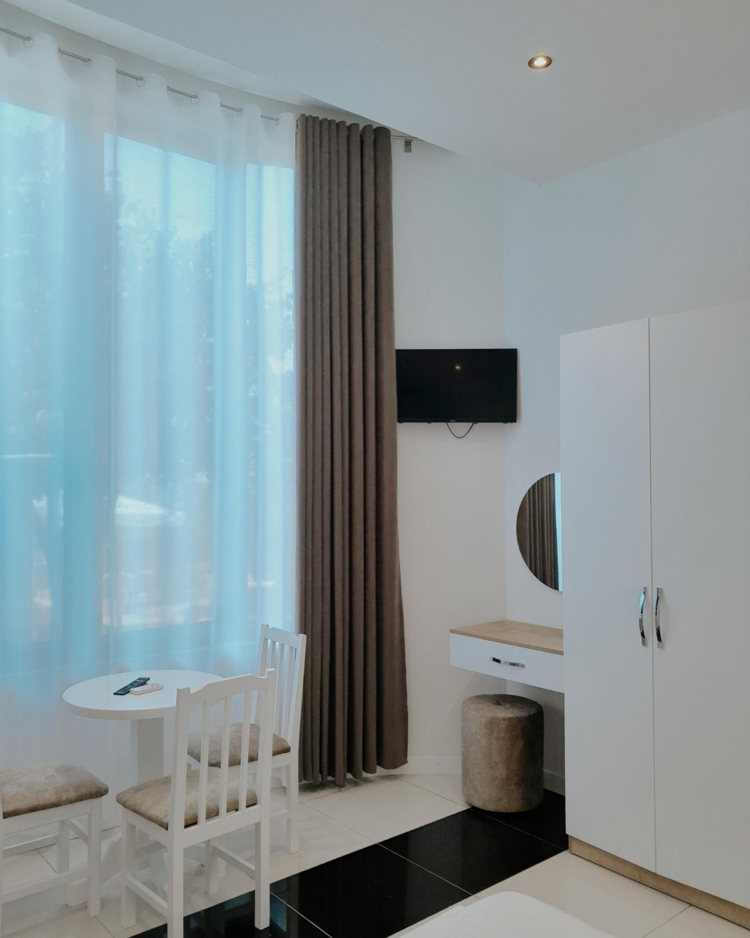 Luxury Triple Room