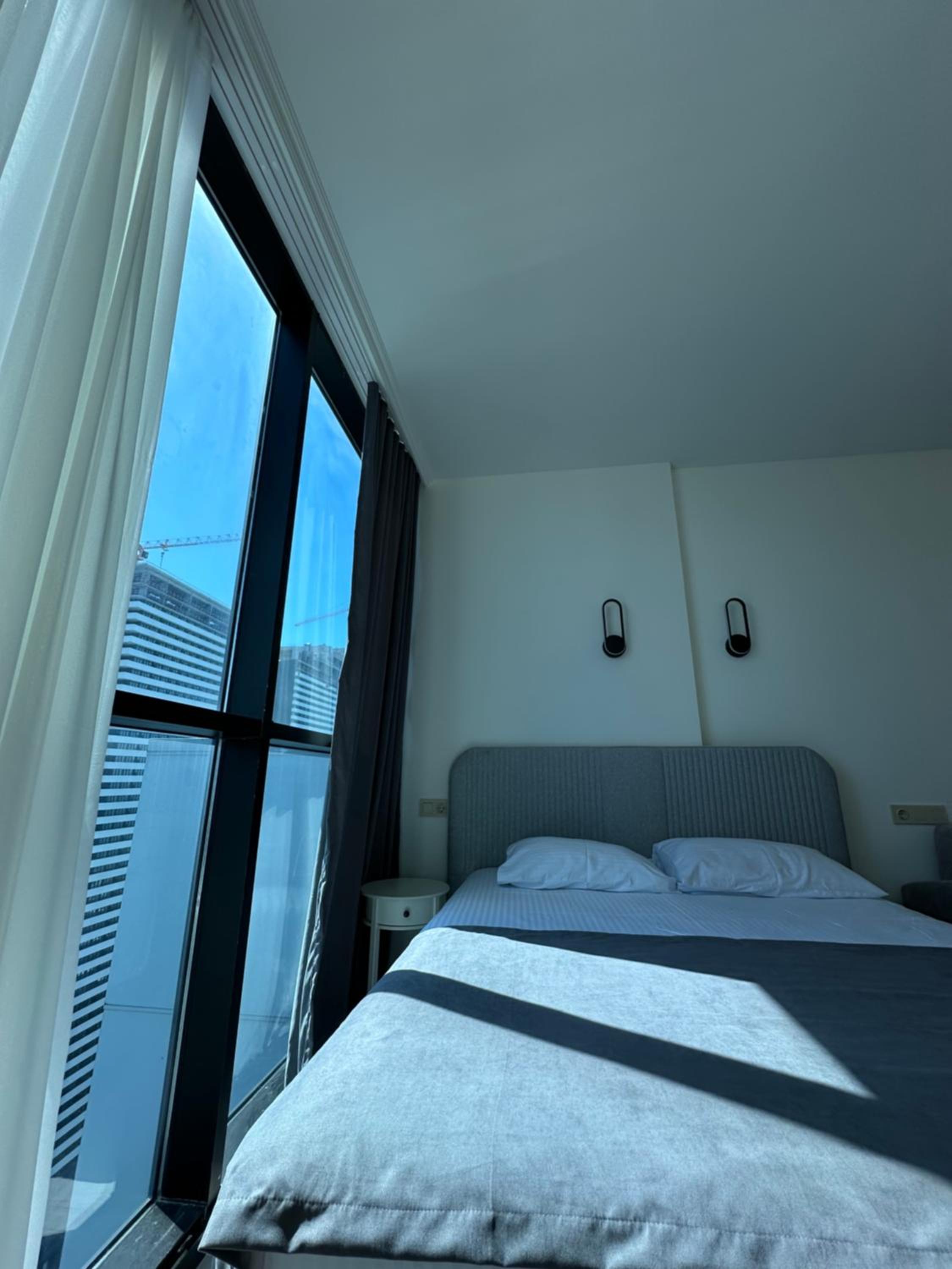 Studio with Balcony photo 1
