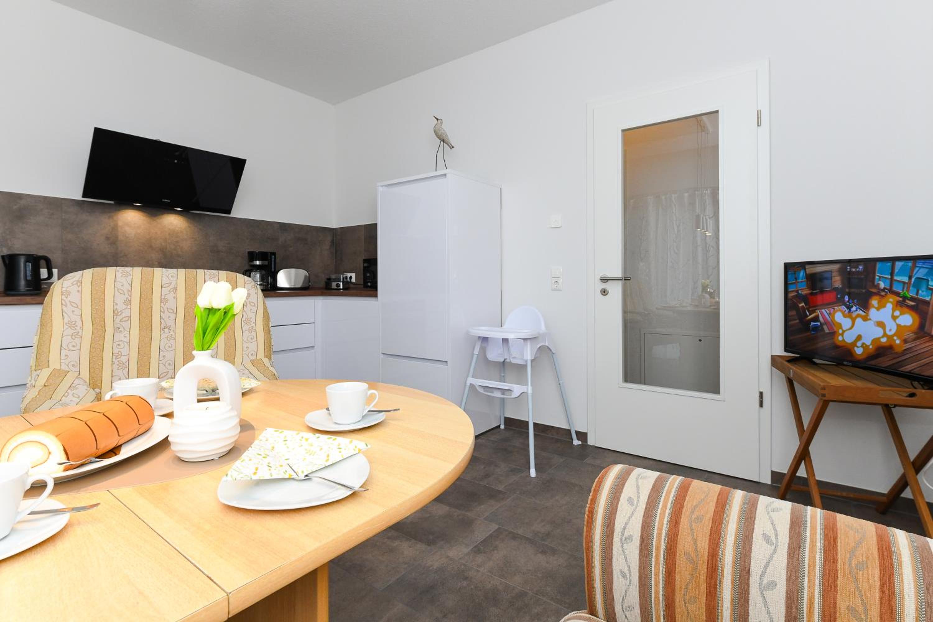 Two-Bedroom Apartment photo 2