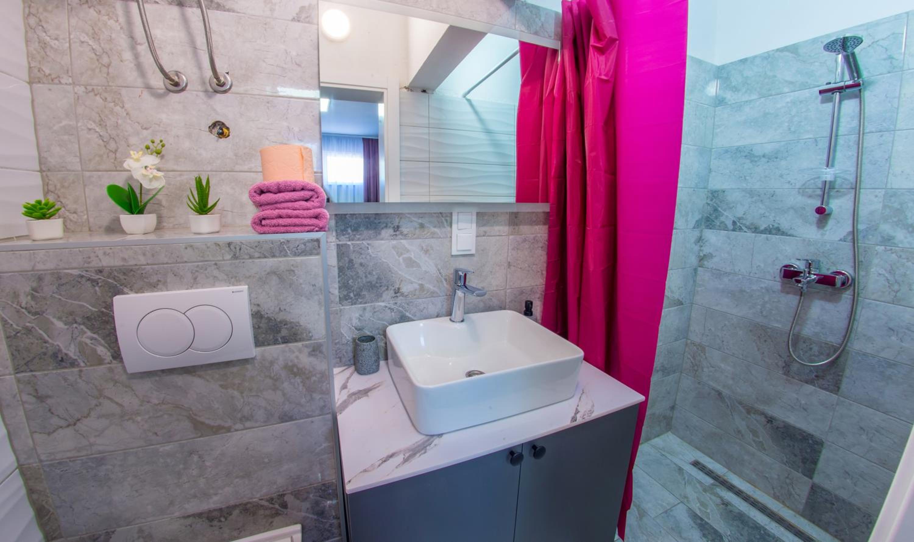 Studio Apartment photo 3