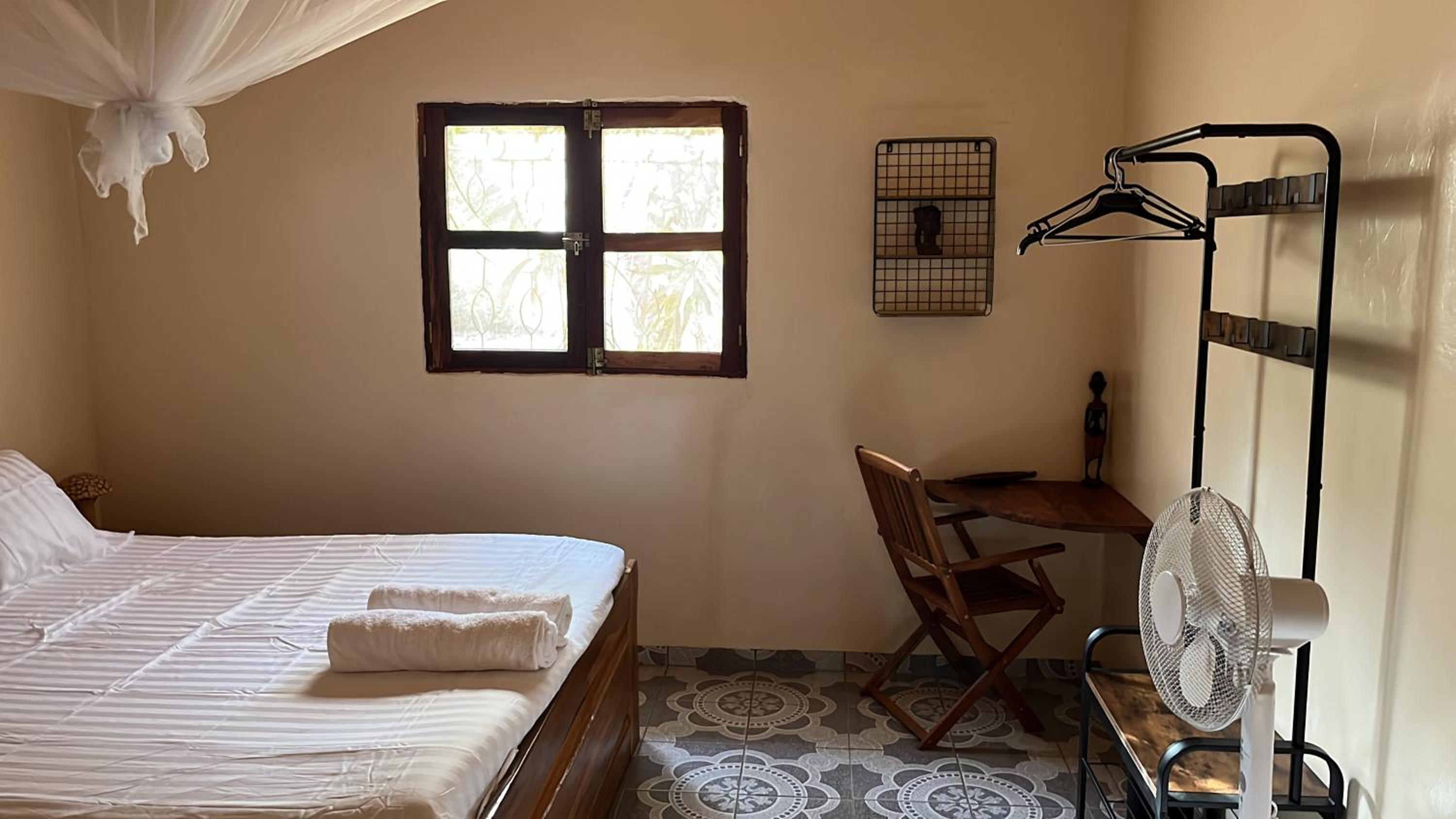 Double Room with Shared Bathroom photo 1