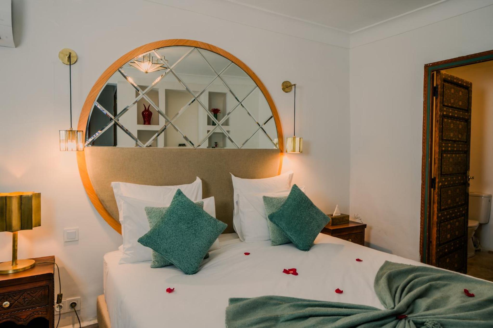 Double or Twin Room with Private Bathroom