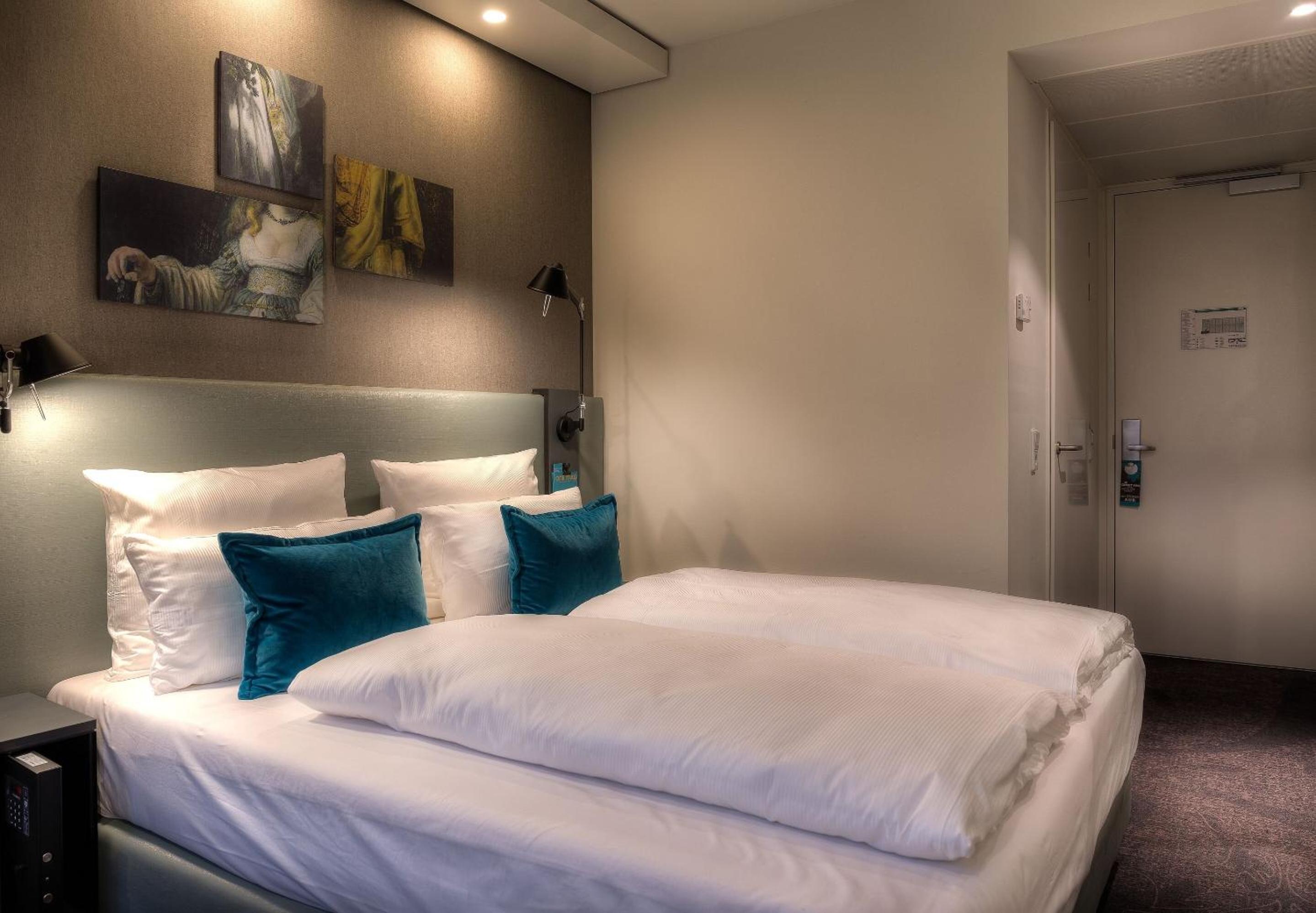 Standard Double Room photo 3