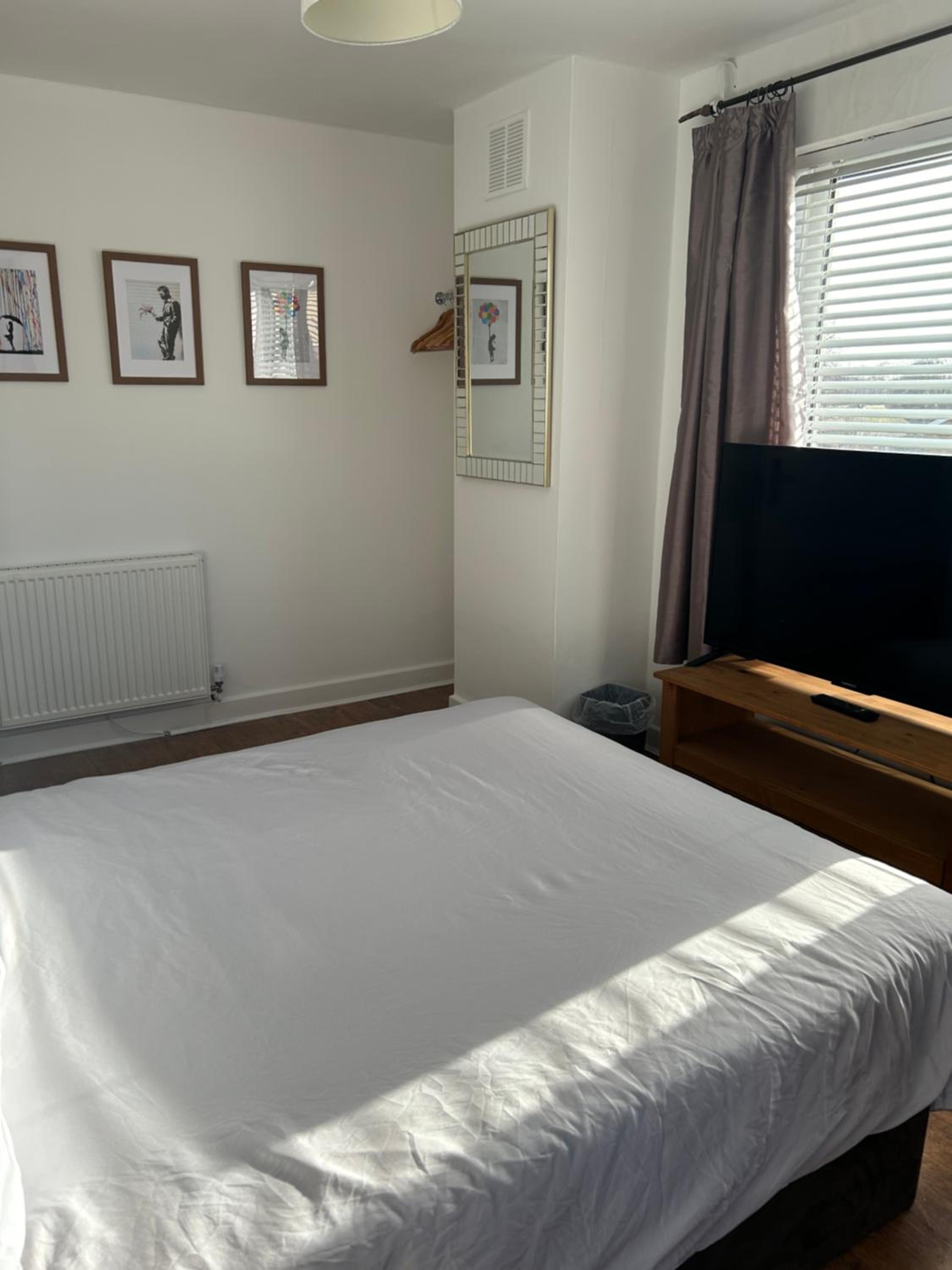 Double Room with Shared Bathroom photo 1