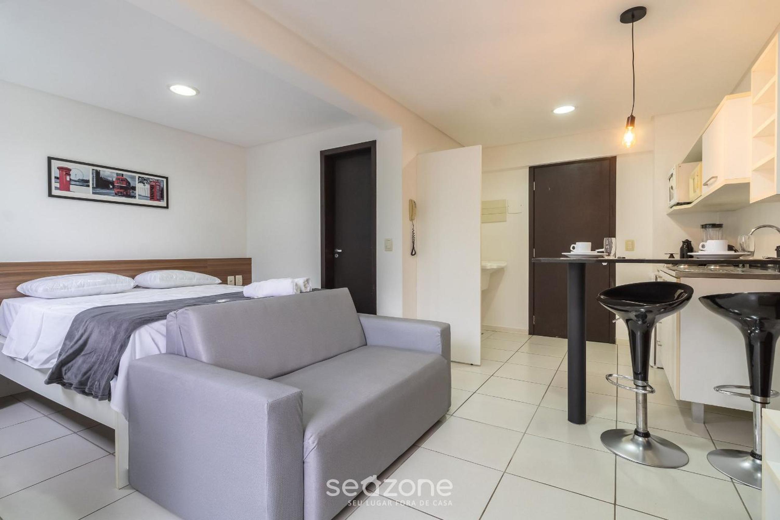 Studio Apartment photo 2