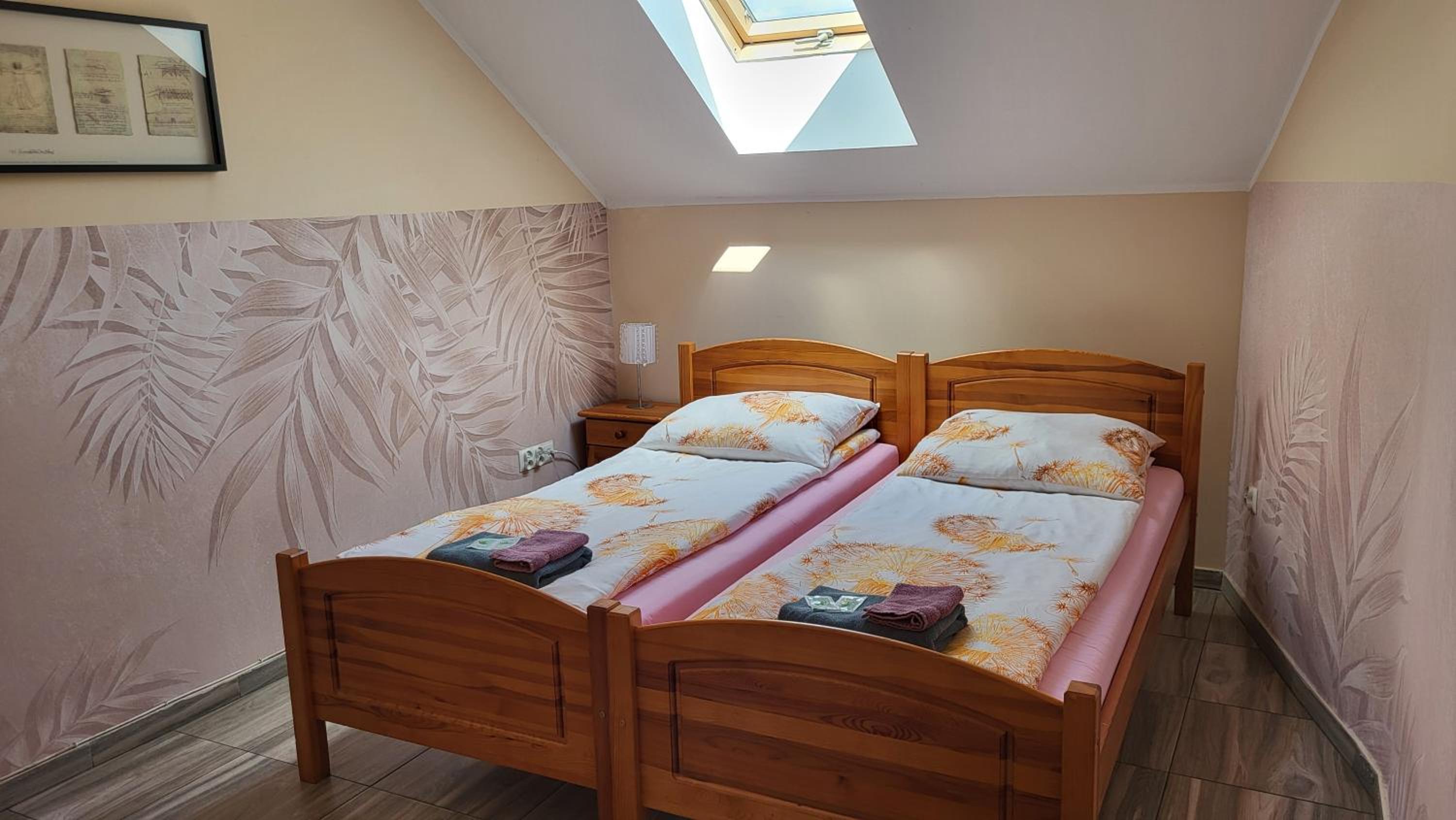 Twin Room with Private Bathroom
