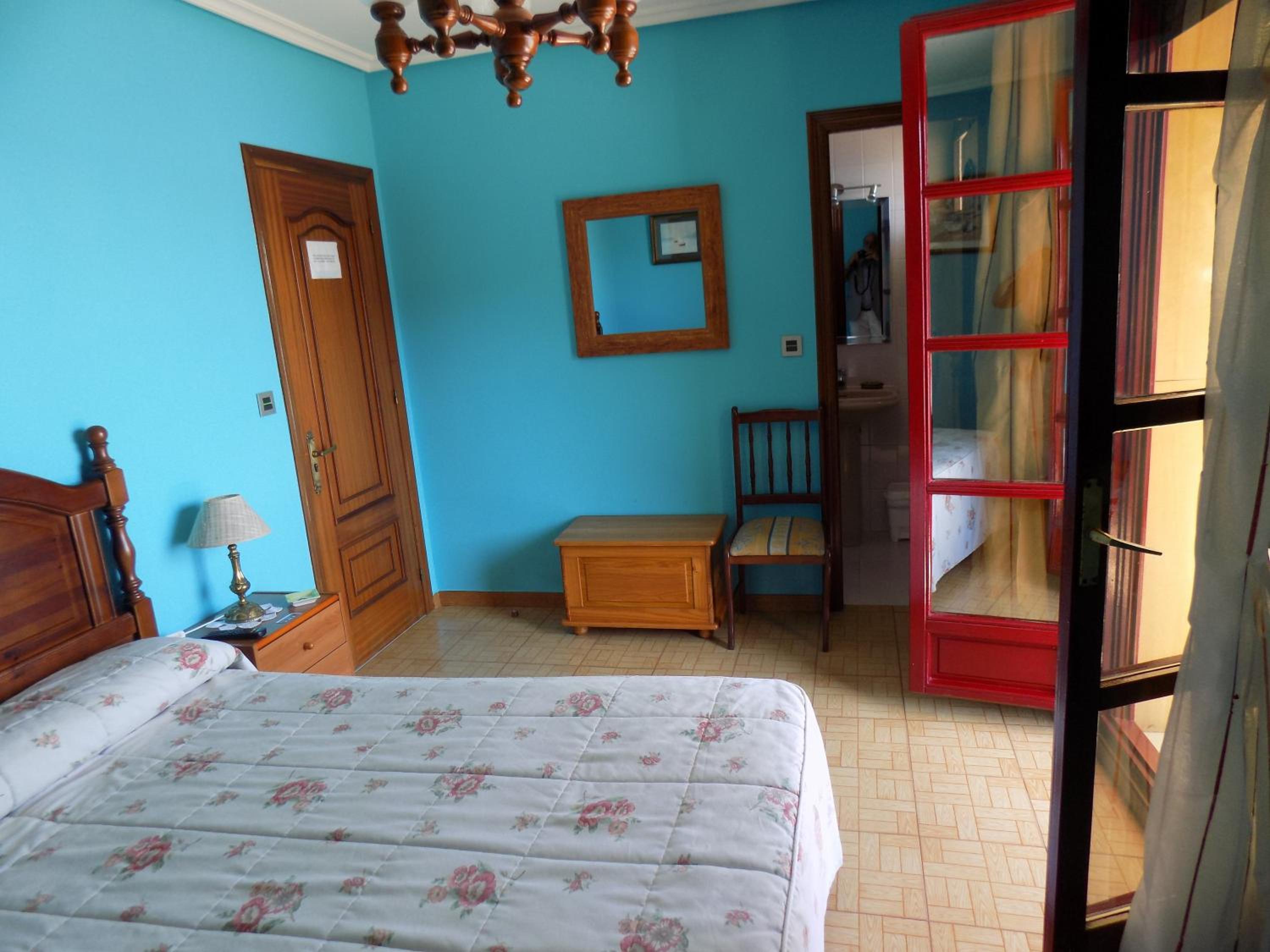 Habitación Doble con Balcón y Vista al Mar