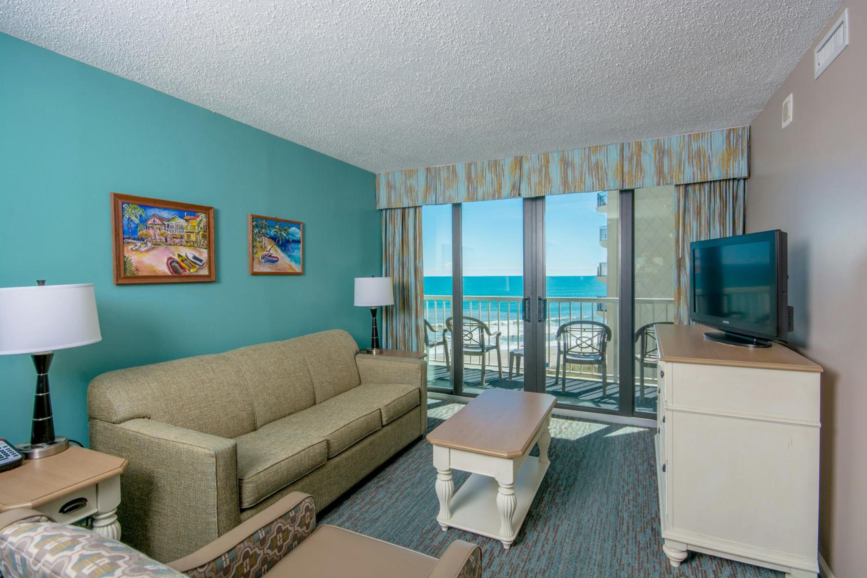 Oceanfront Deluxe One Bedroom Queen Condo - Photo 6