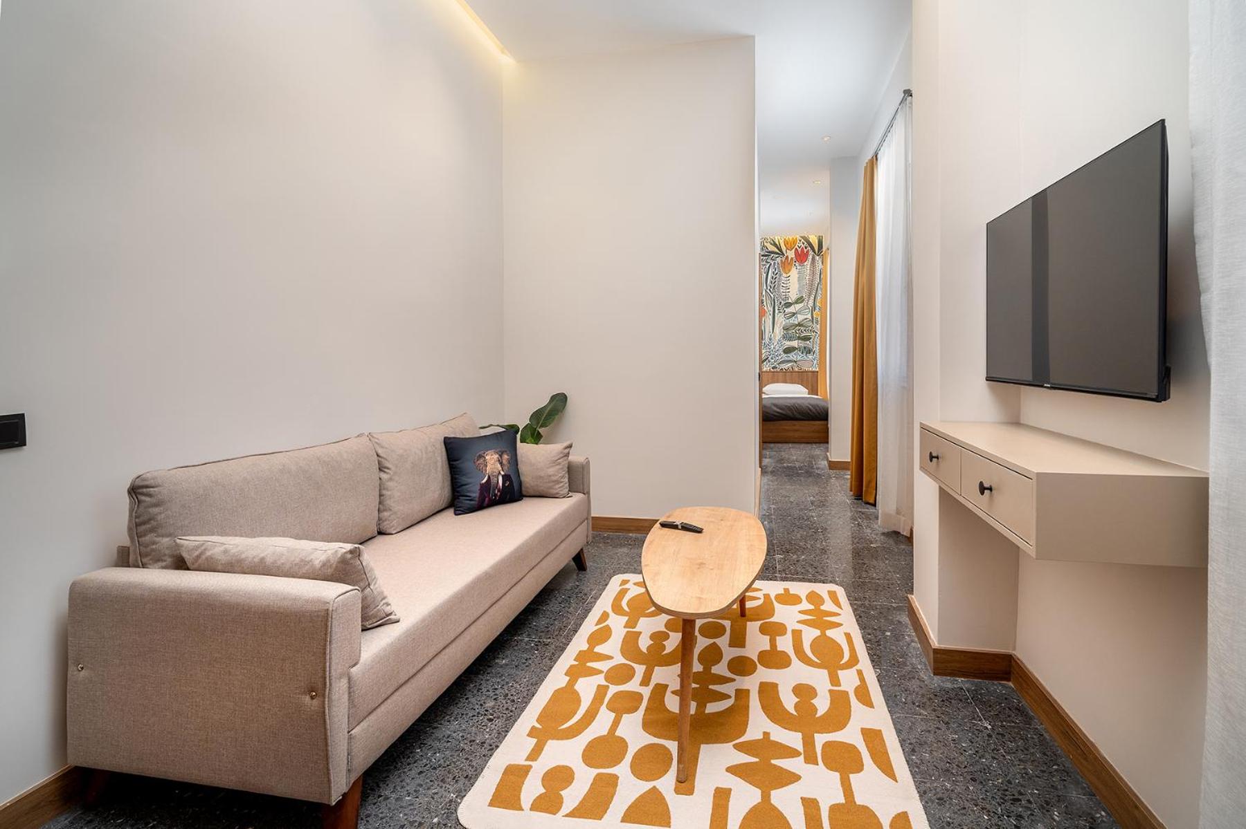 One-Bedroom Apartment with Terrace photo 3