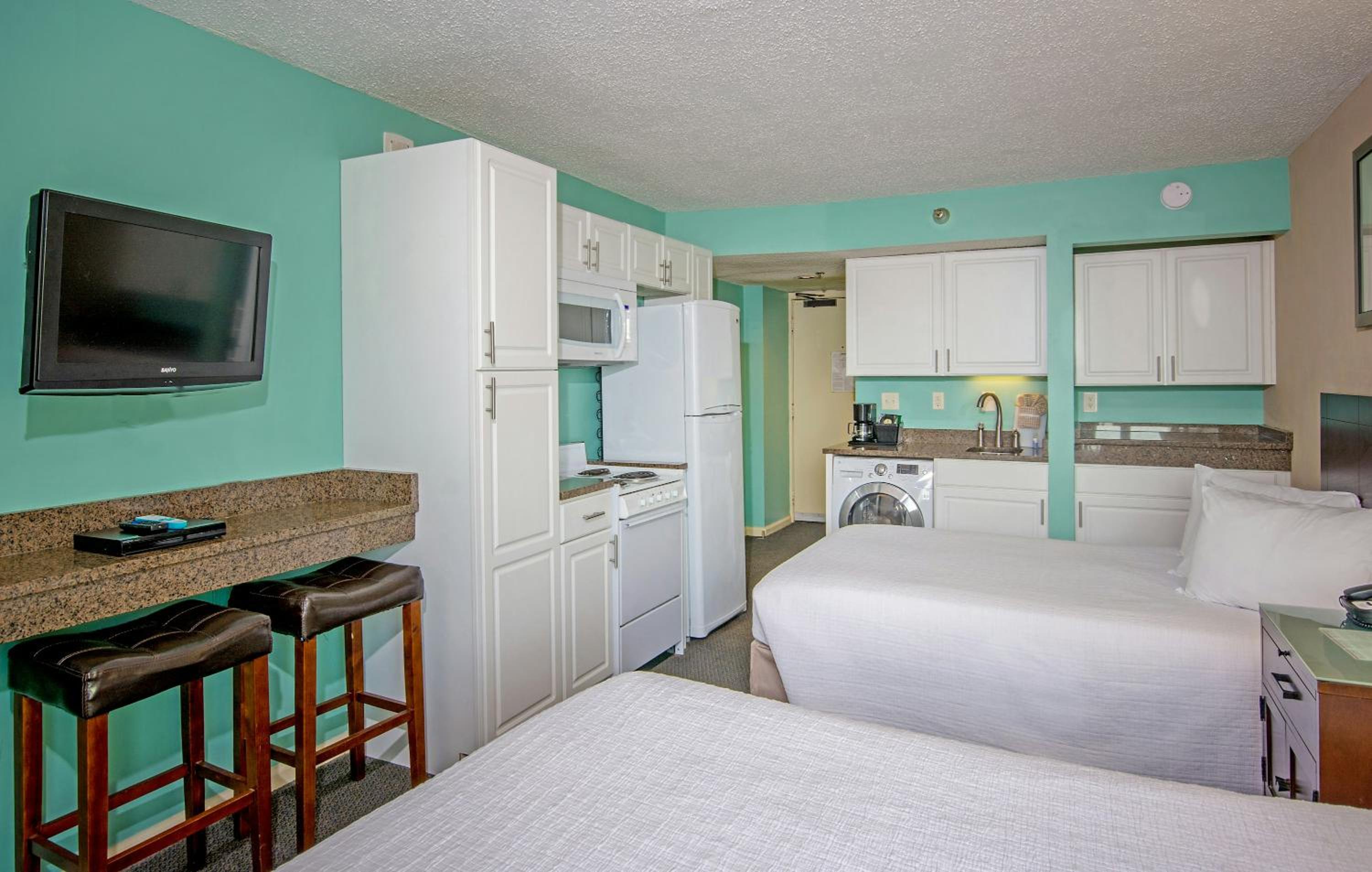 Oceanfront Efficiency photo 3
