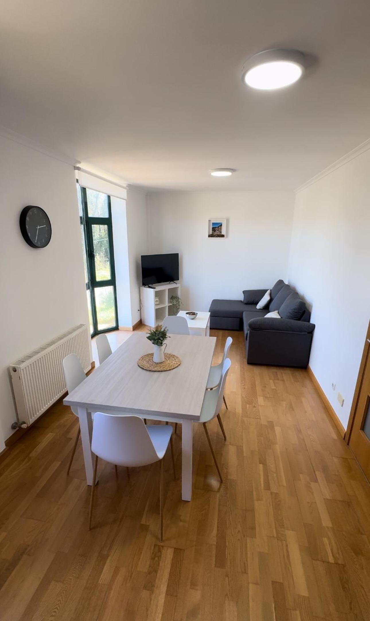 Casa de cuatro habitaciones