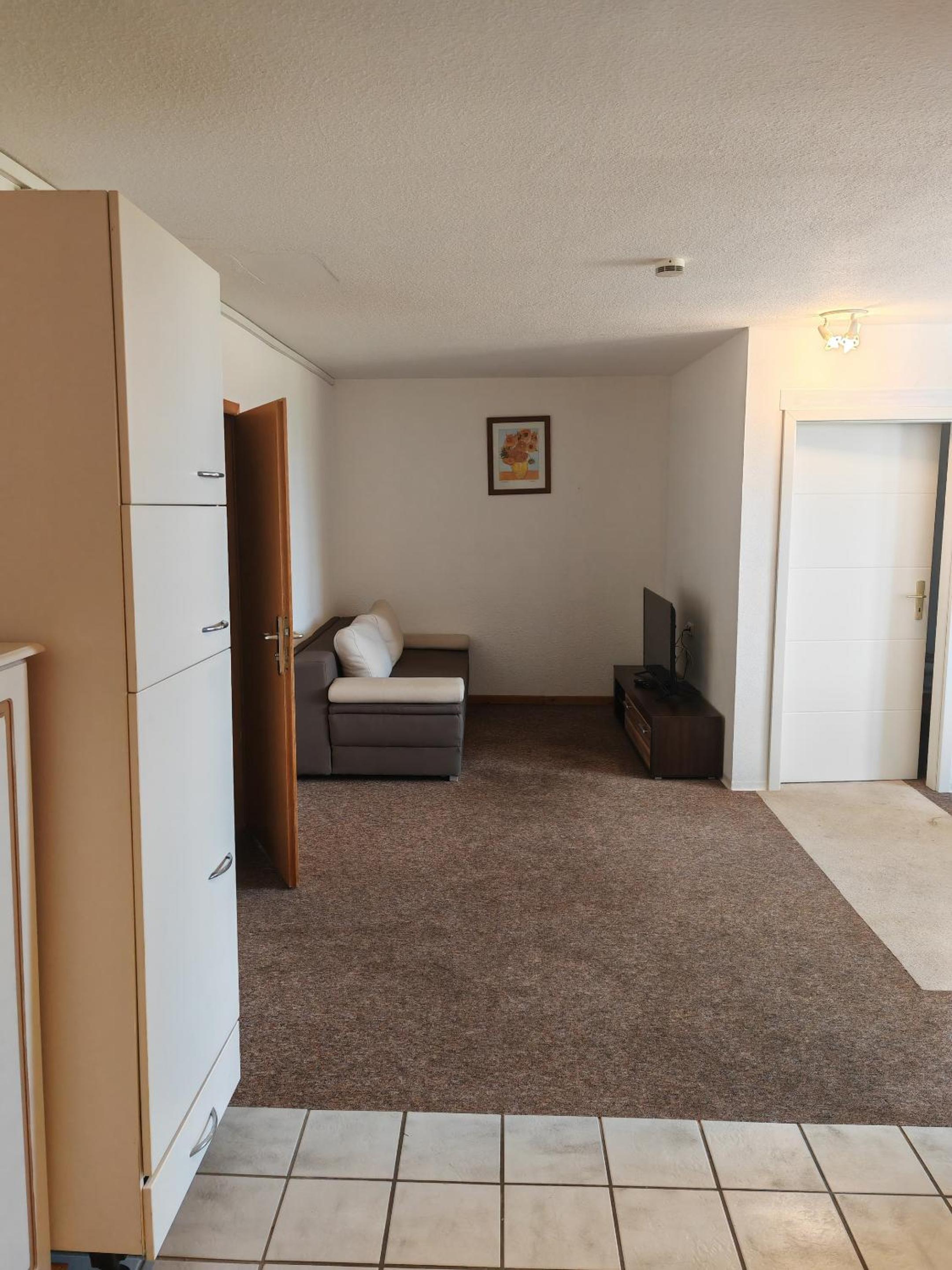 Apartment photo 2