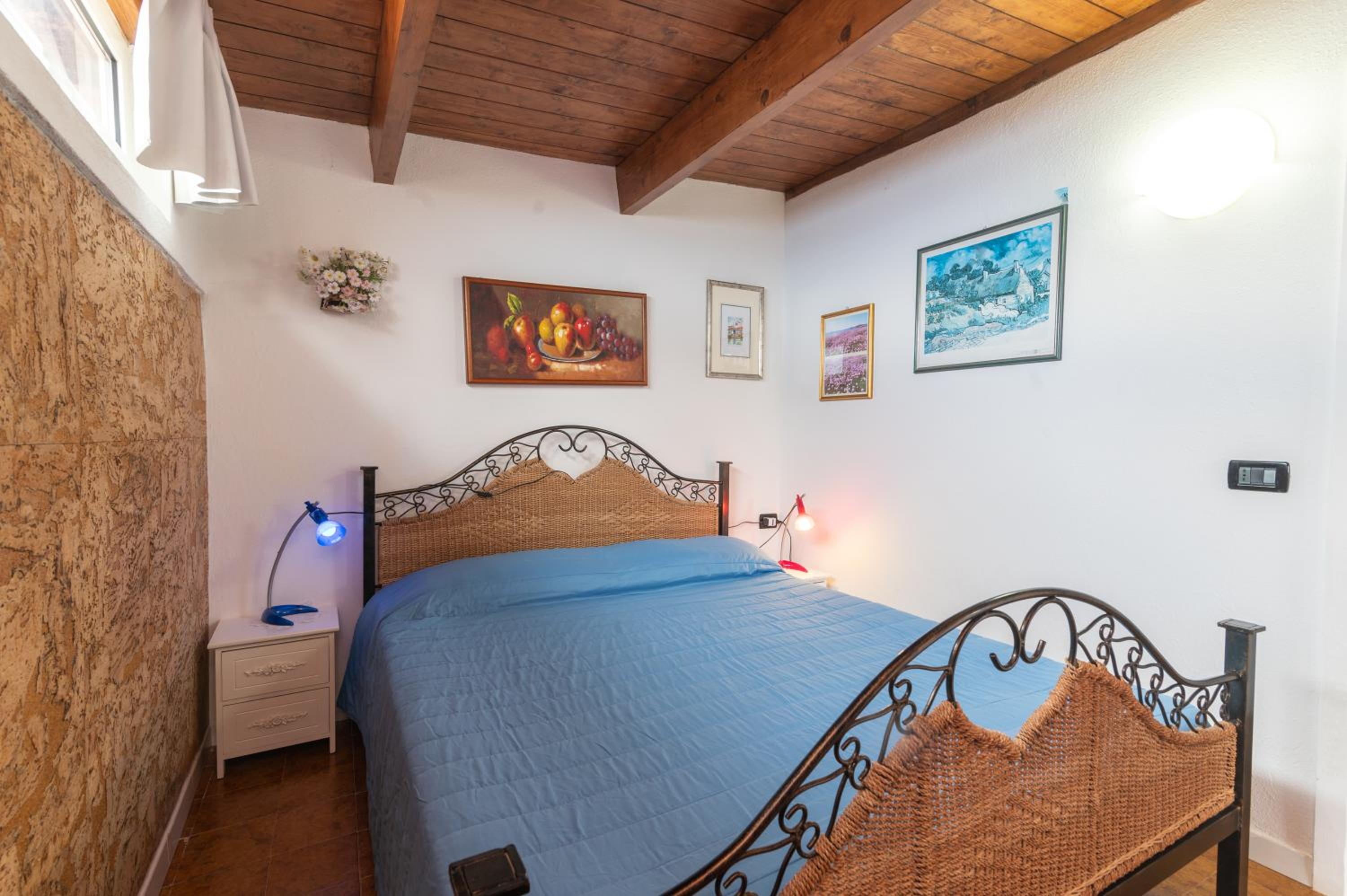 Two-Bedroom House photo 2