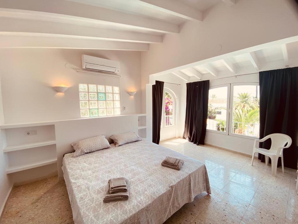 Villa photo 2
