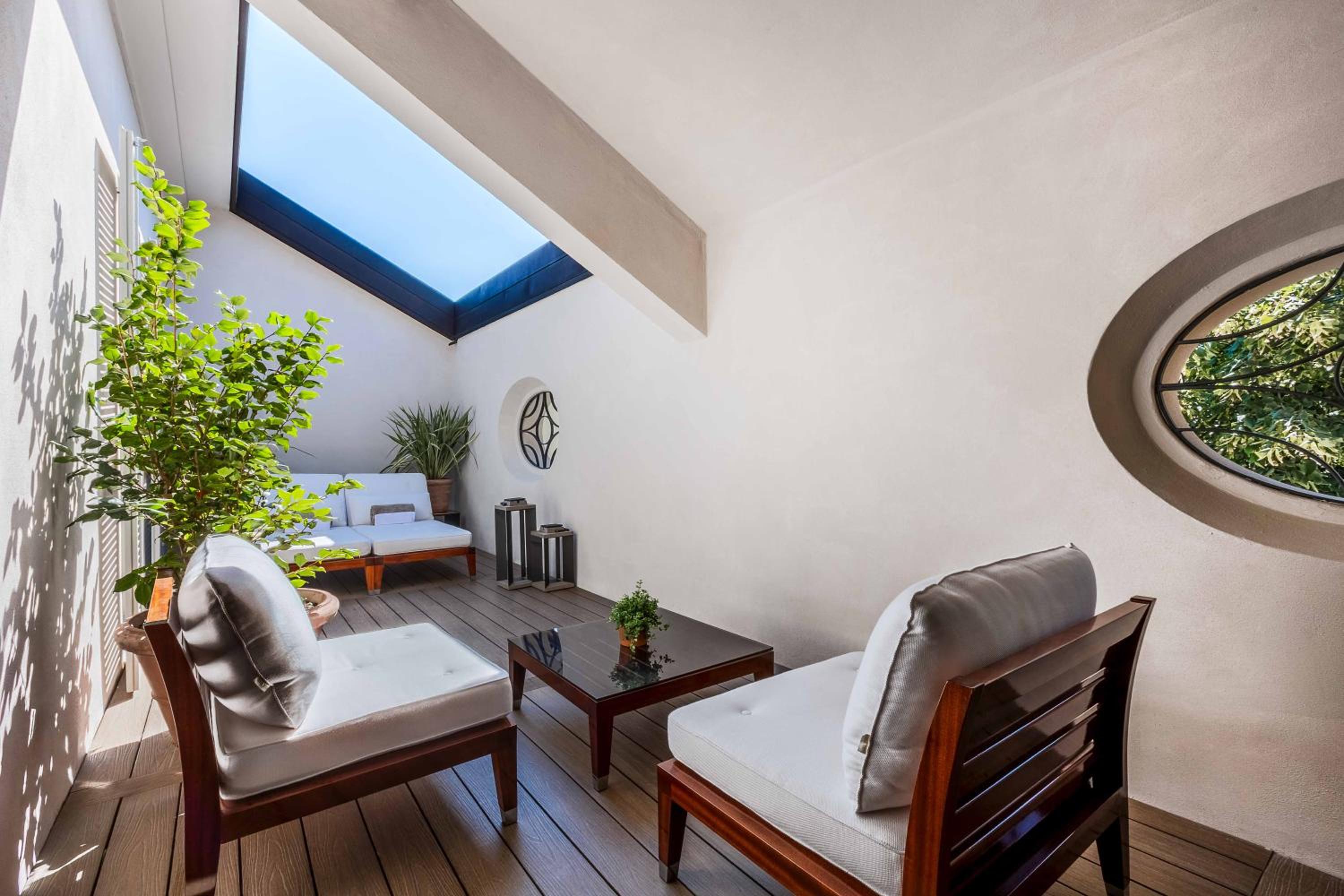 One-Bedroom Suite