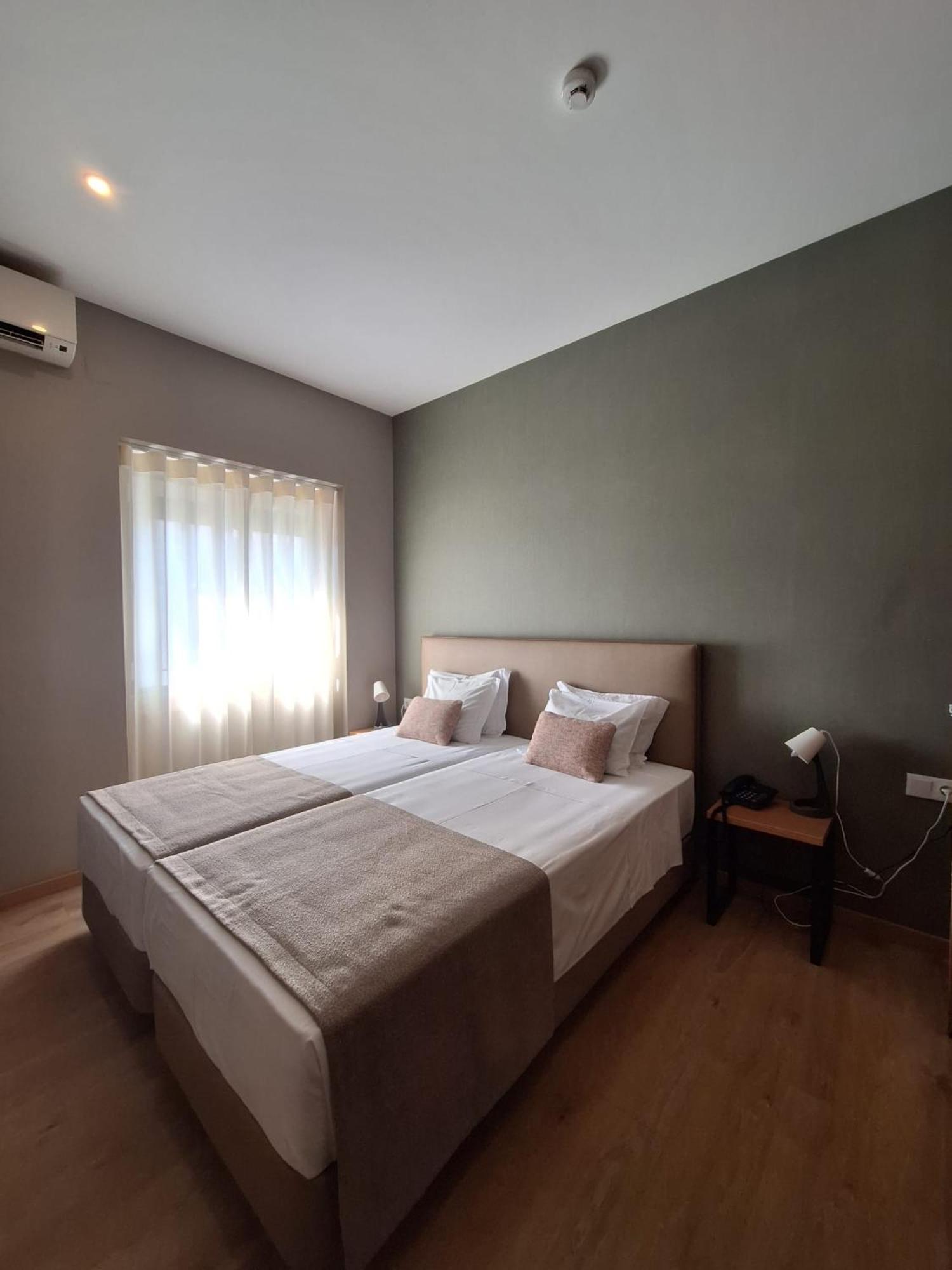 Superior Double or Twin Room - Photo 17
