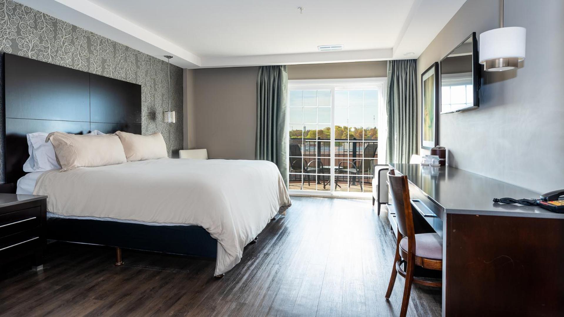 Executive Suite