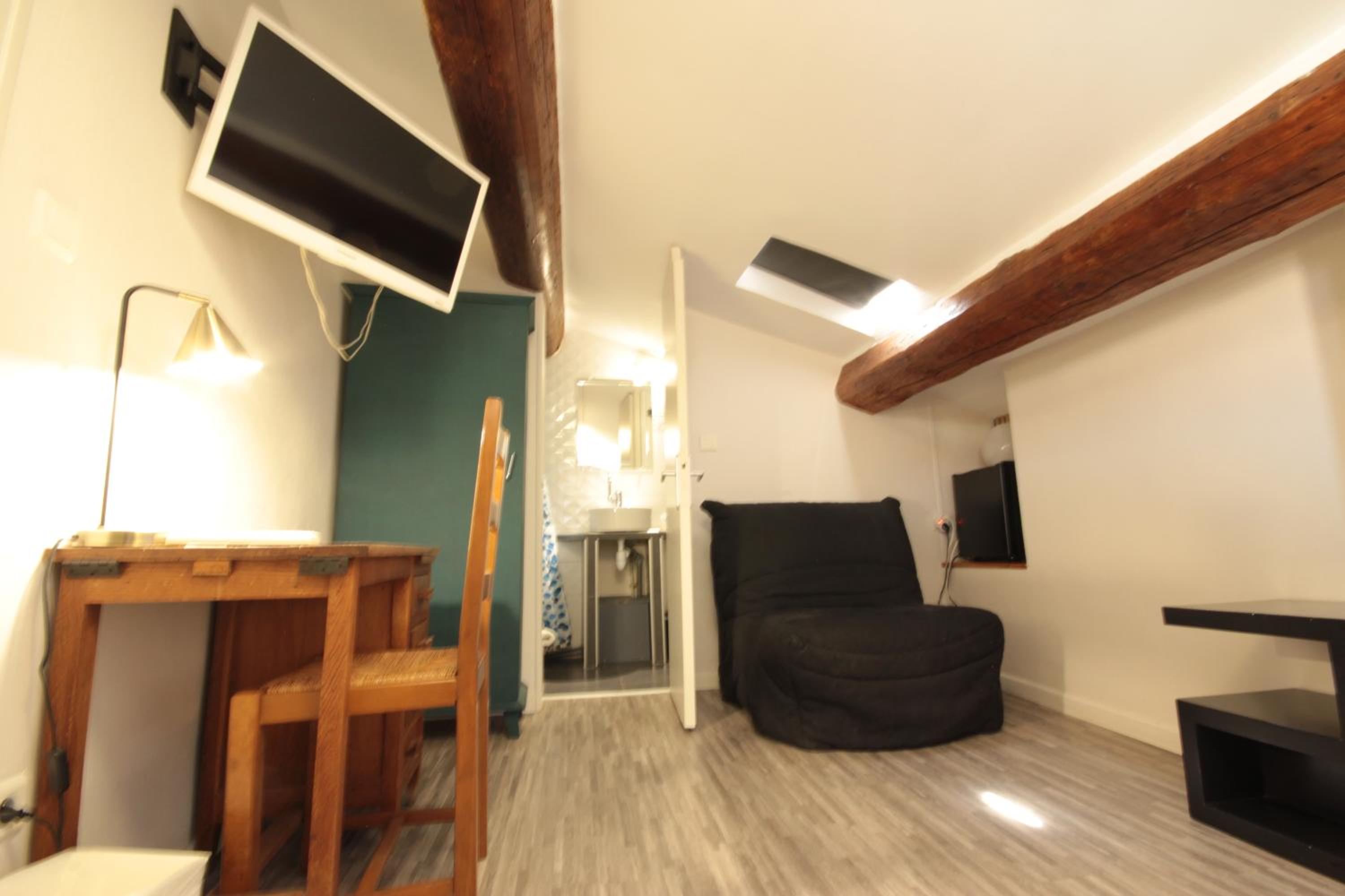 Standard Single Room photo 2