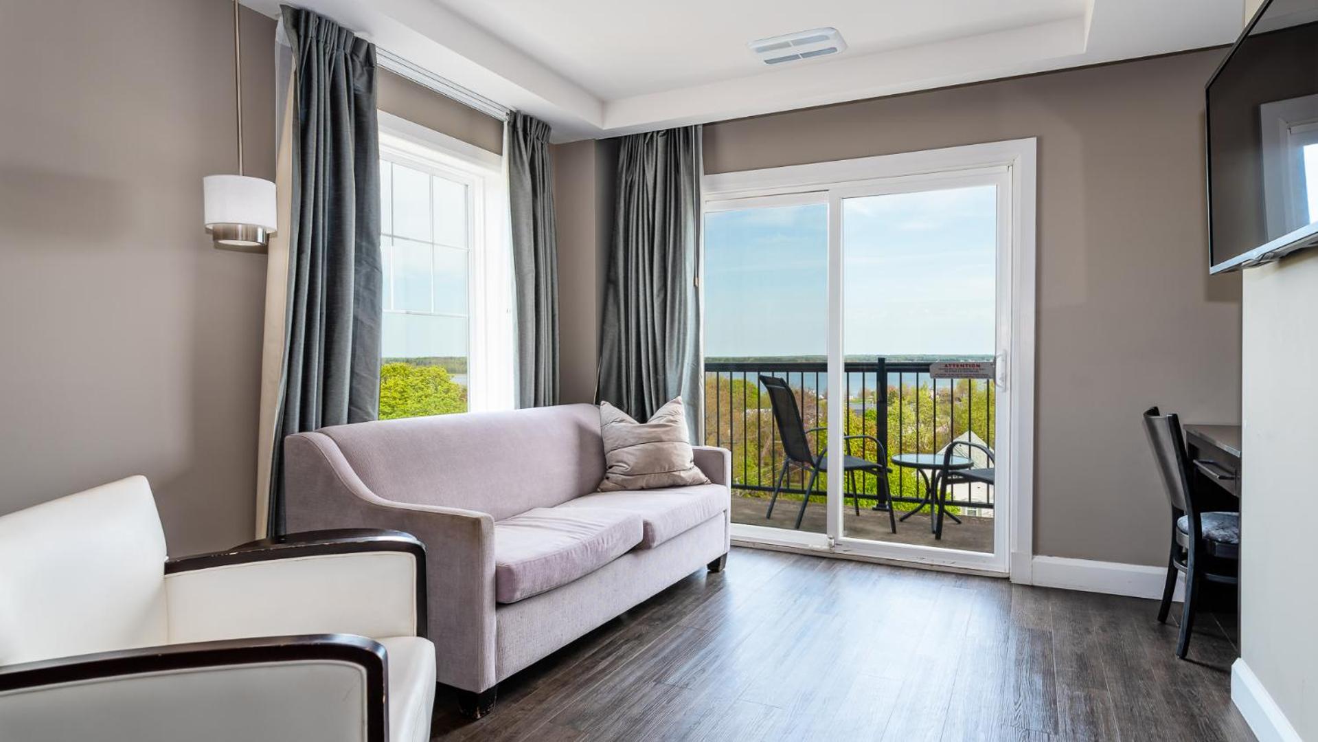 Studio with Sea View