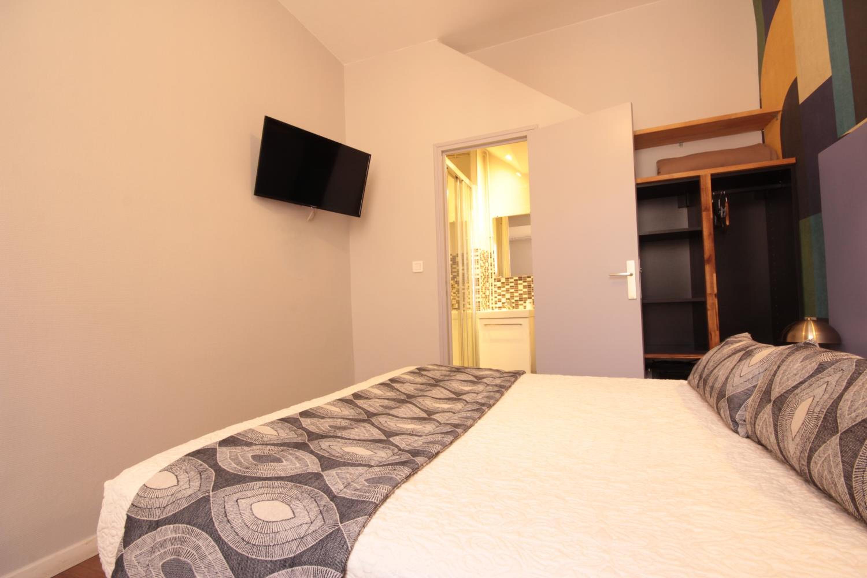 Superior Single Room photo 3