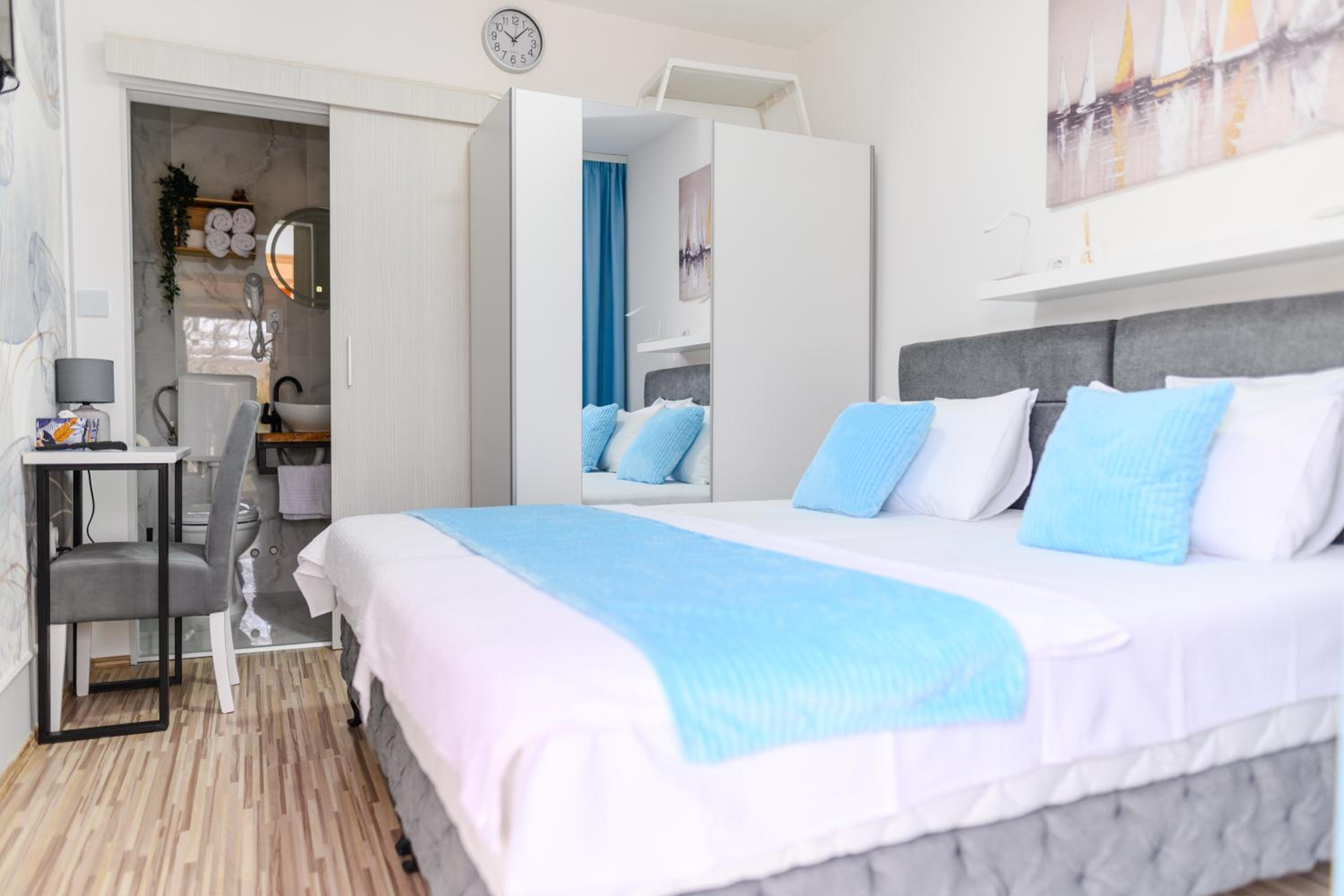 Superior Double Or Twin Room With Garden View photo 1