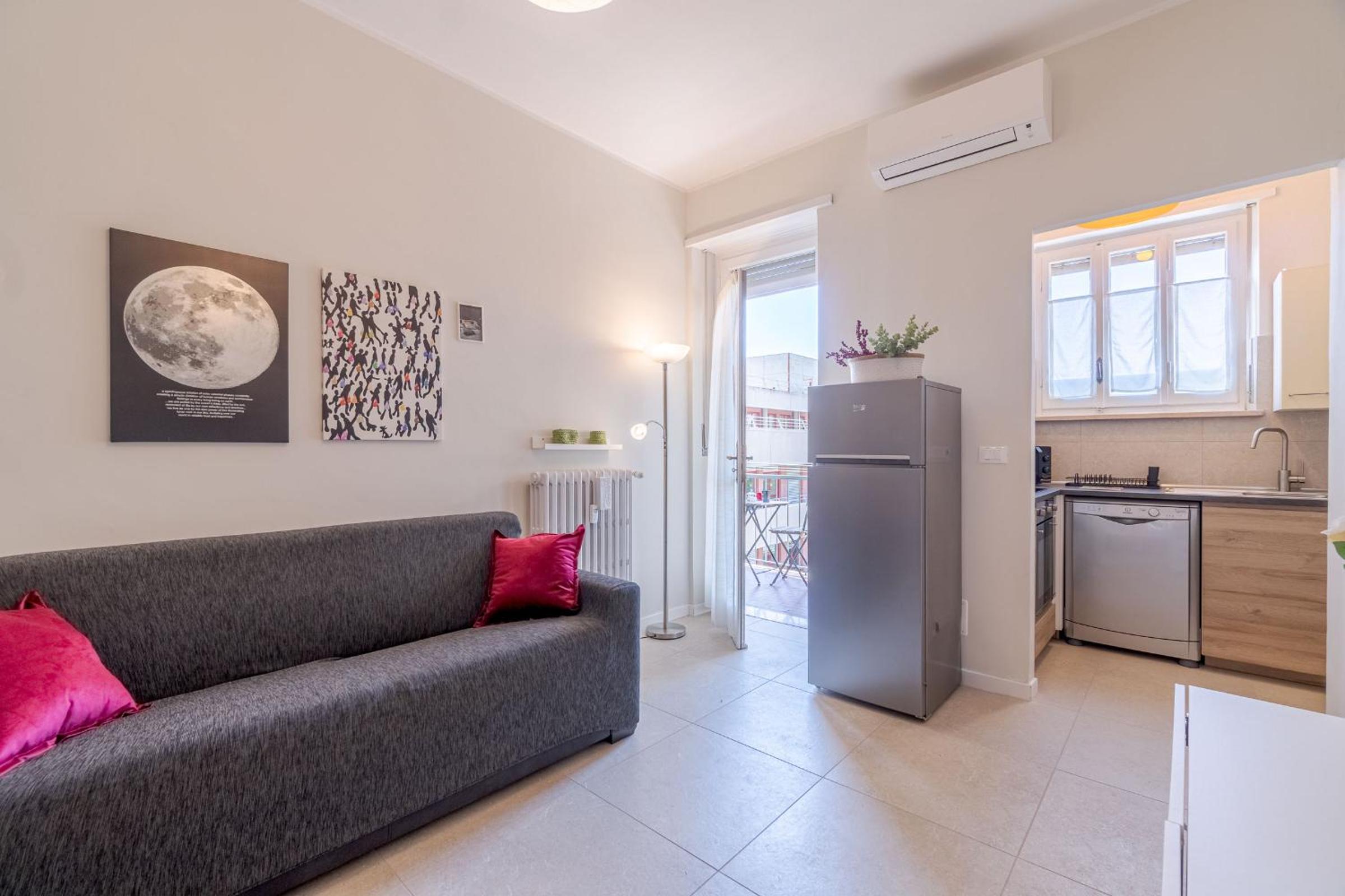 One-Bedroom Apartment